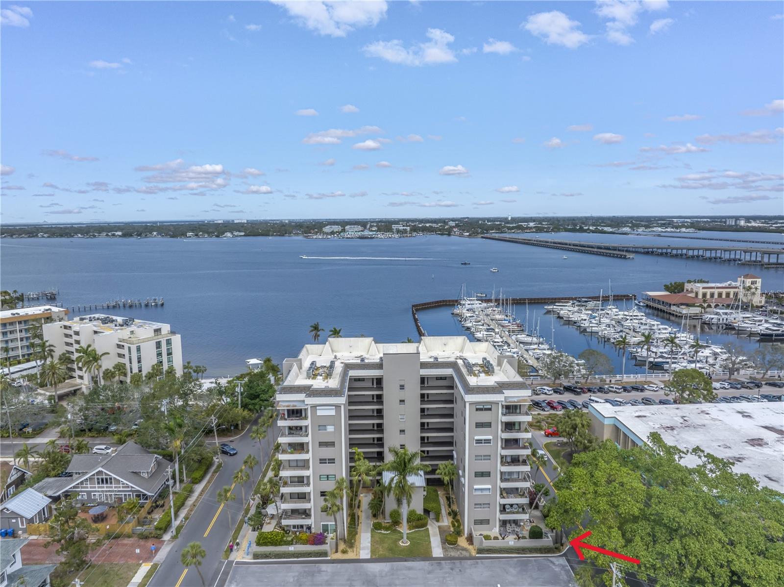 THE RIVERVIEW - Residential