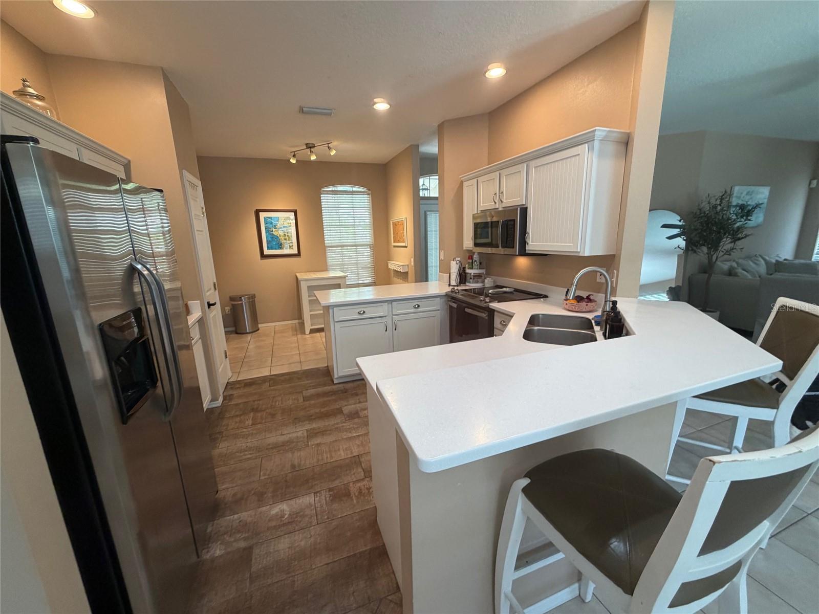RIVER POINT OF MANATEE UNIT 2; LOT 18; BLOCK B; PB - Residential