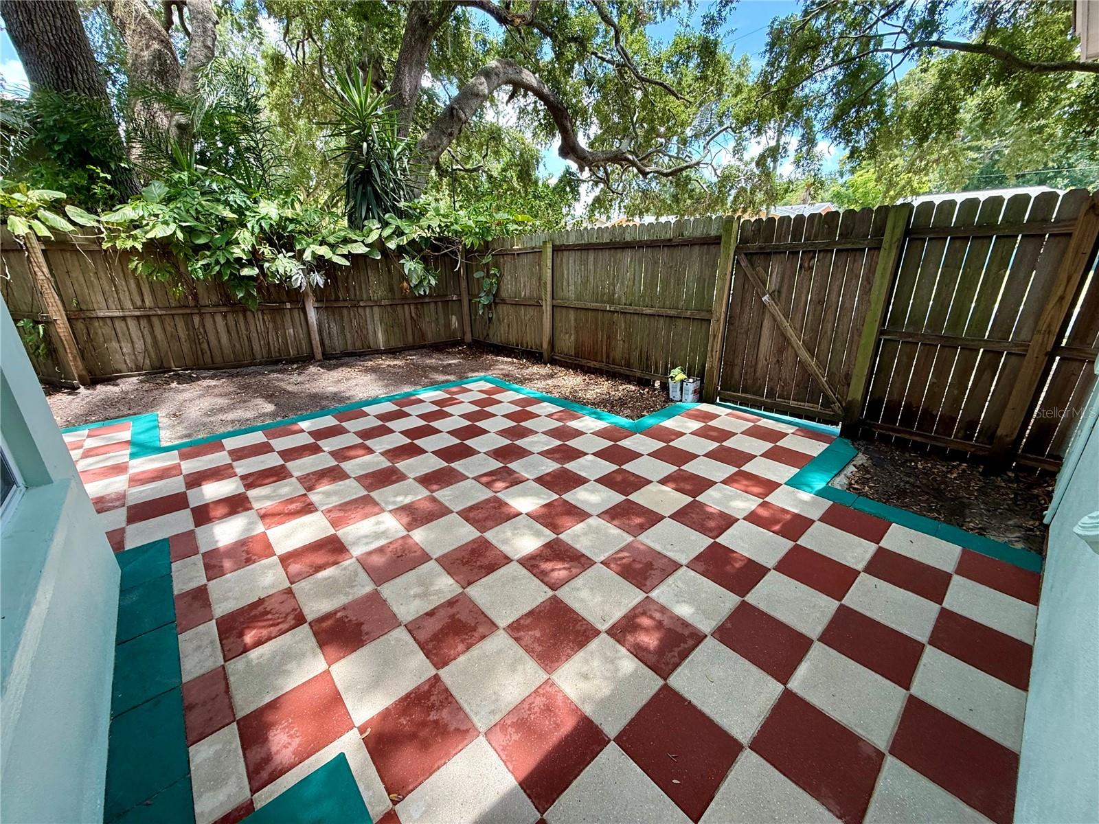 DUNEDIN LAKEWOOD ESTATES - Residential