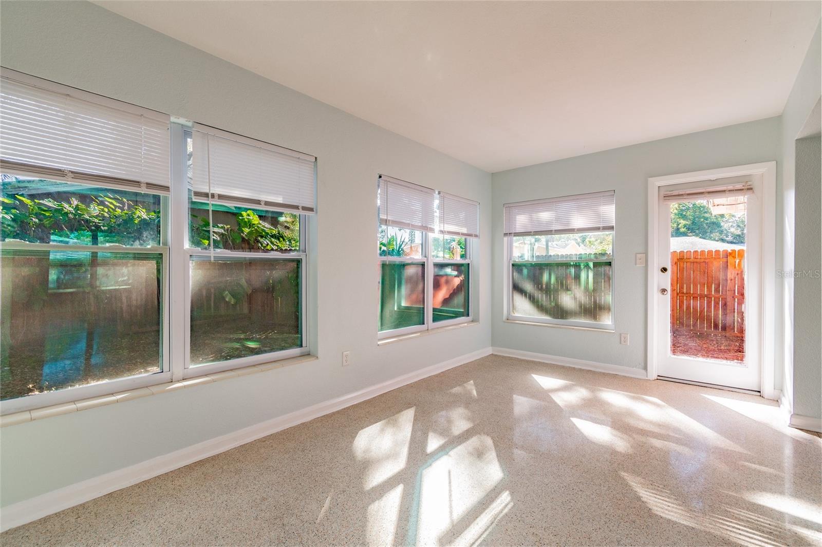 DUNEDIN LAKEWOOD ESTATES - Residential