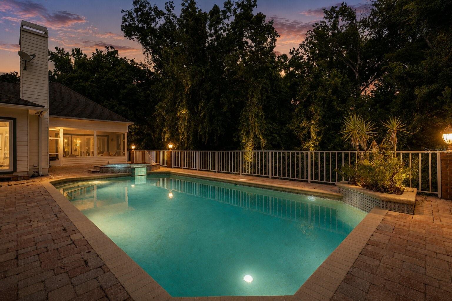 LOST CREEK - Residential