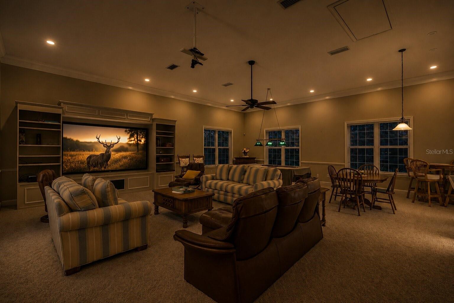 LOST CREEK - Residential