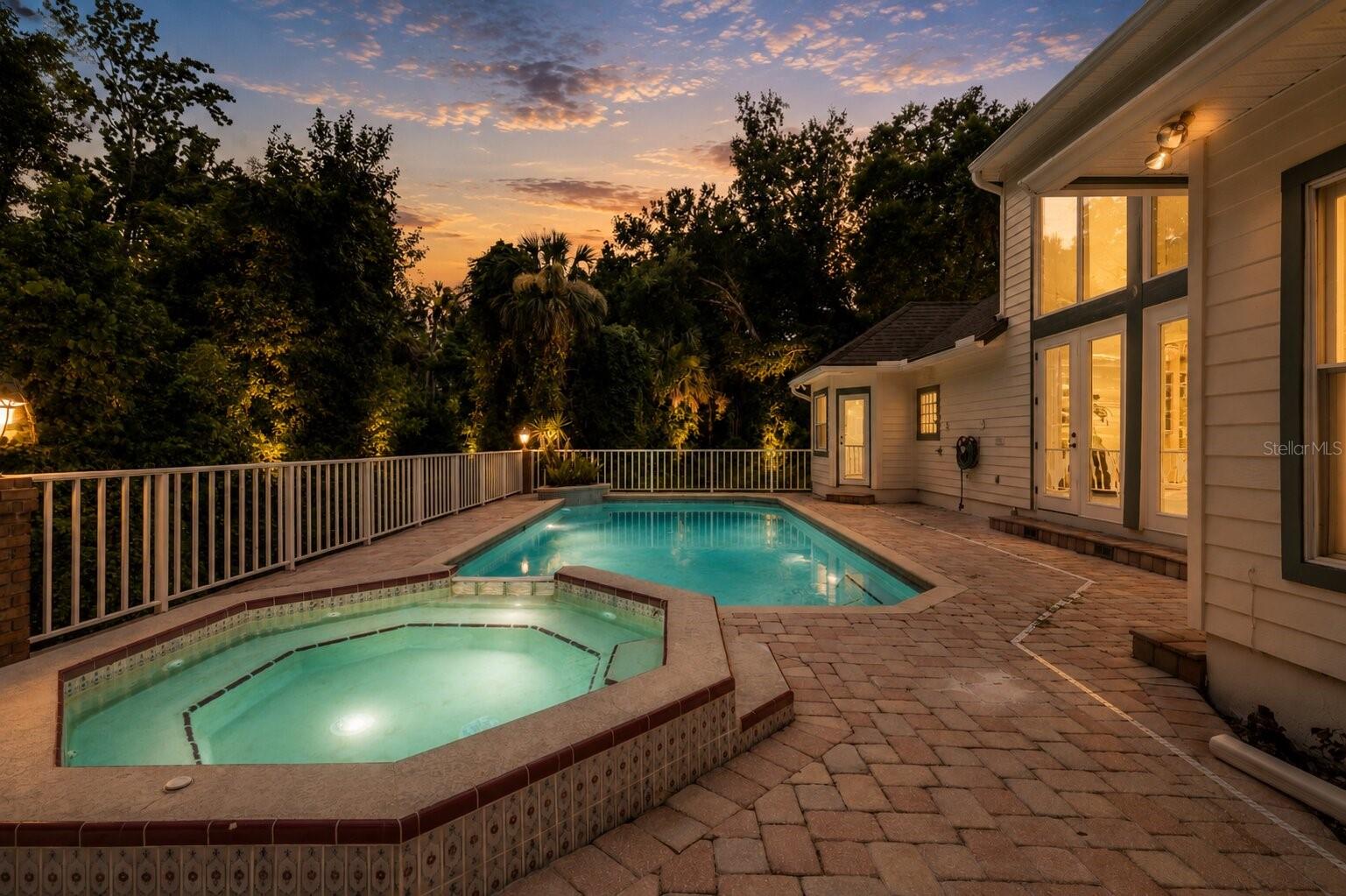 LOST CREEK - Residential