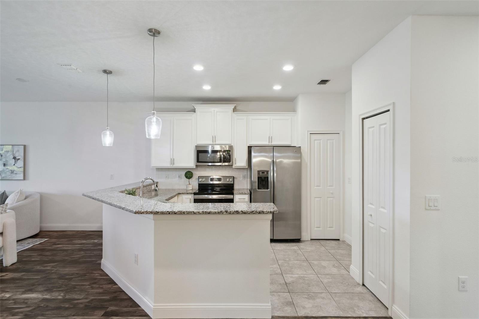 HERITAGE HILLS - Residential
