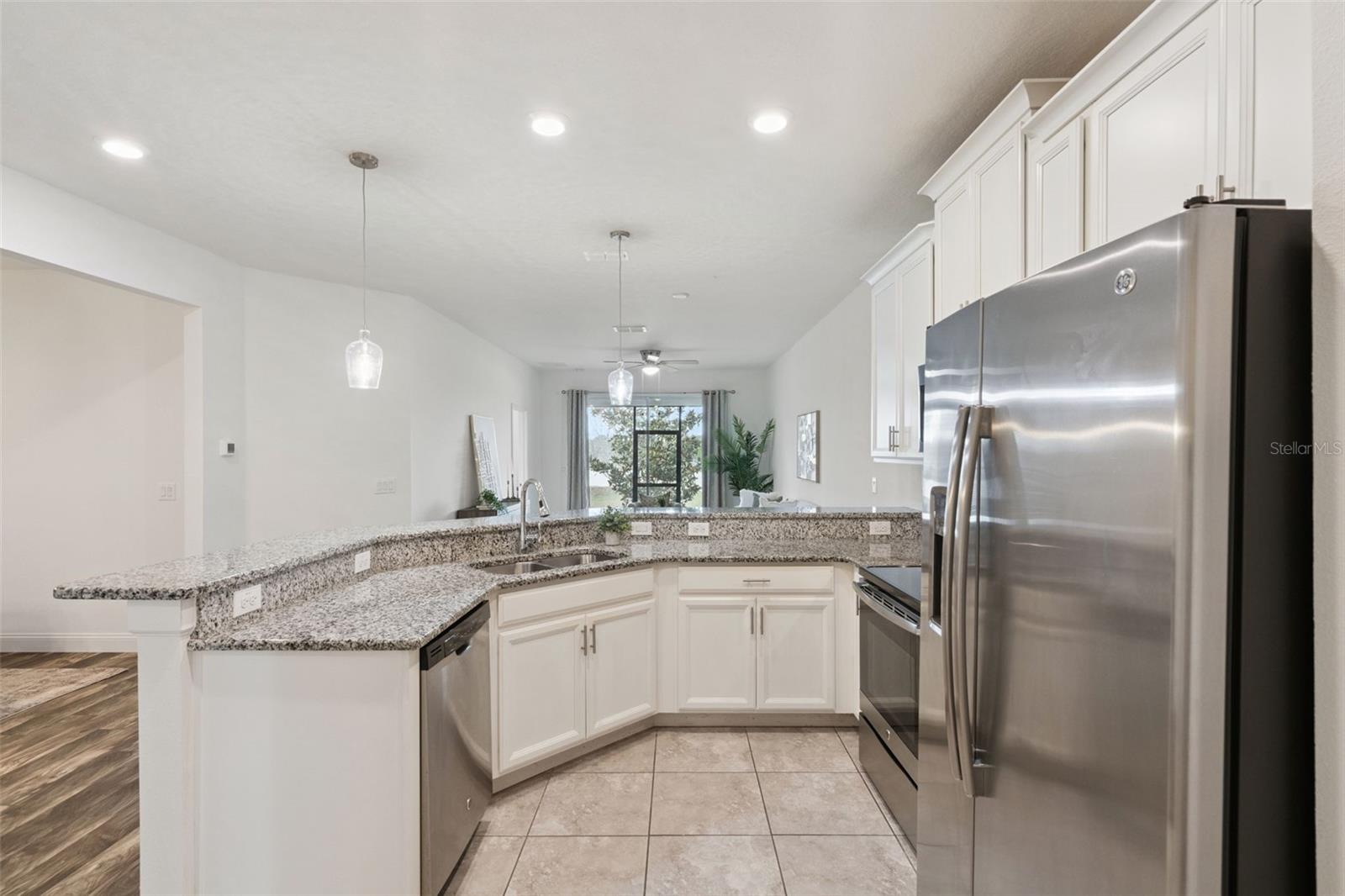 HERITAGE HILLS - Residential