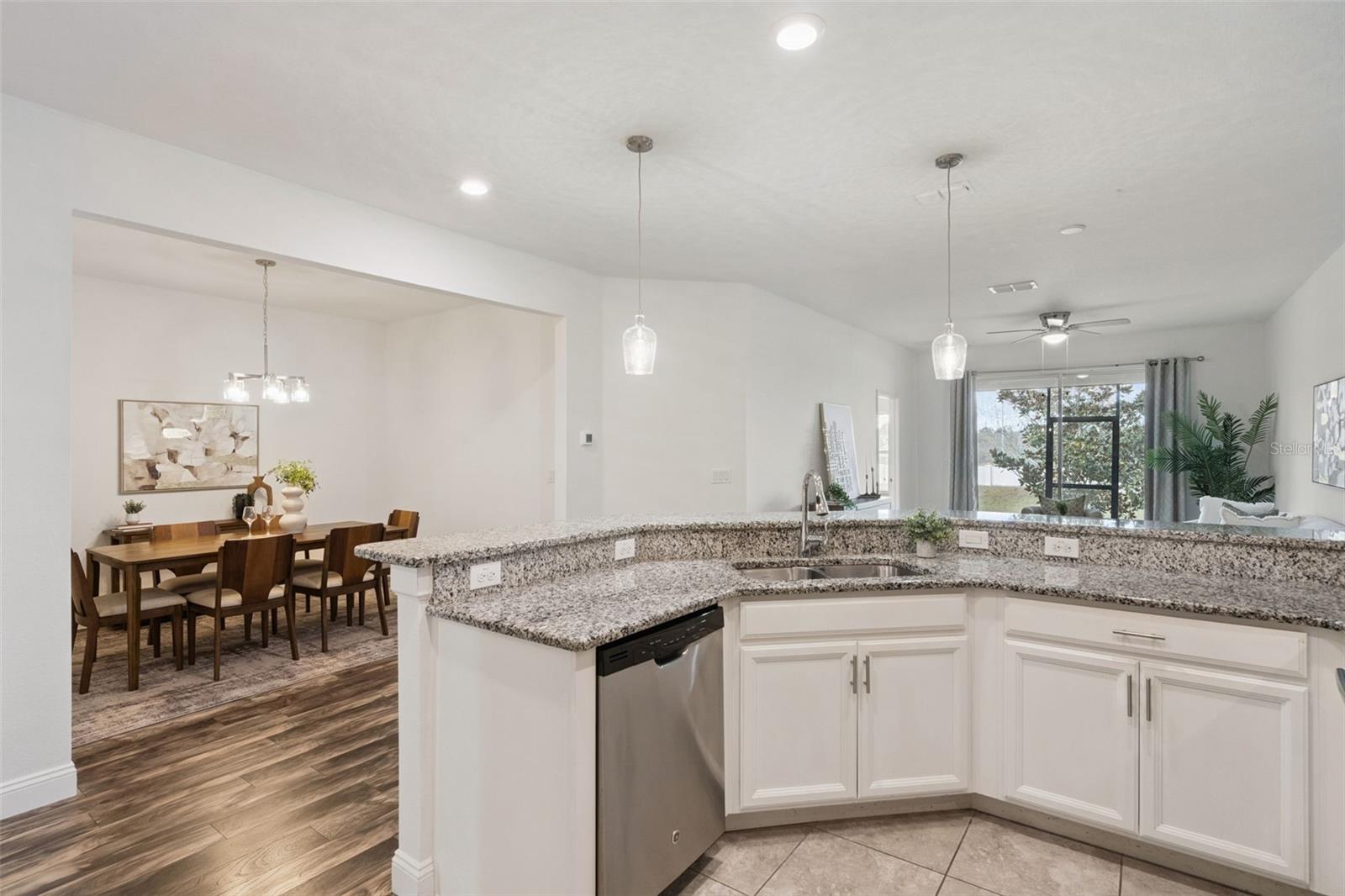 HERITAGE HILLS - Residential