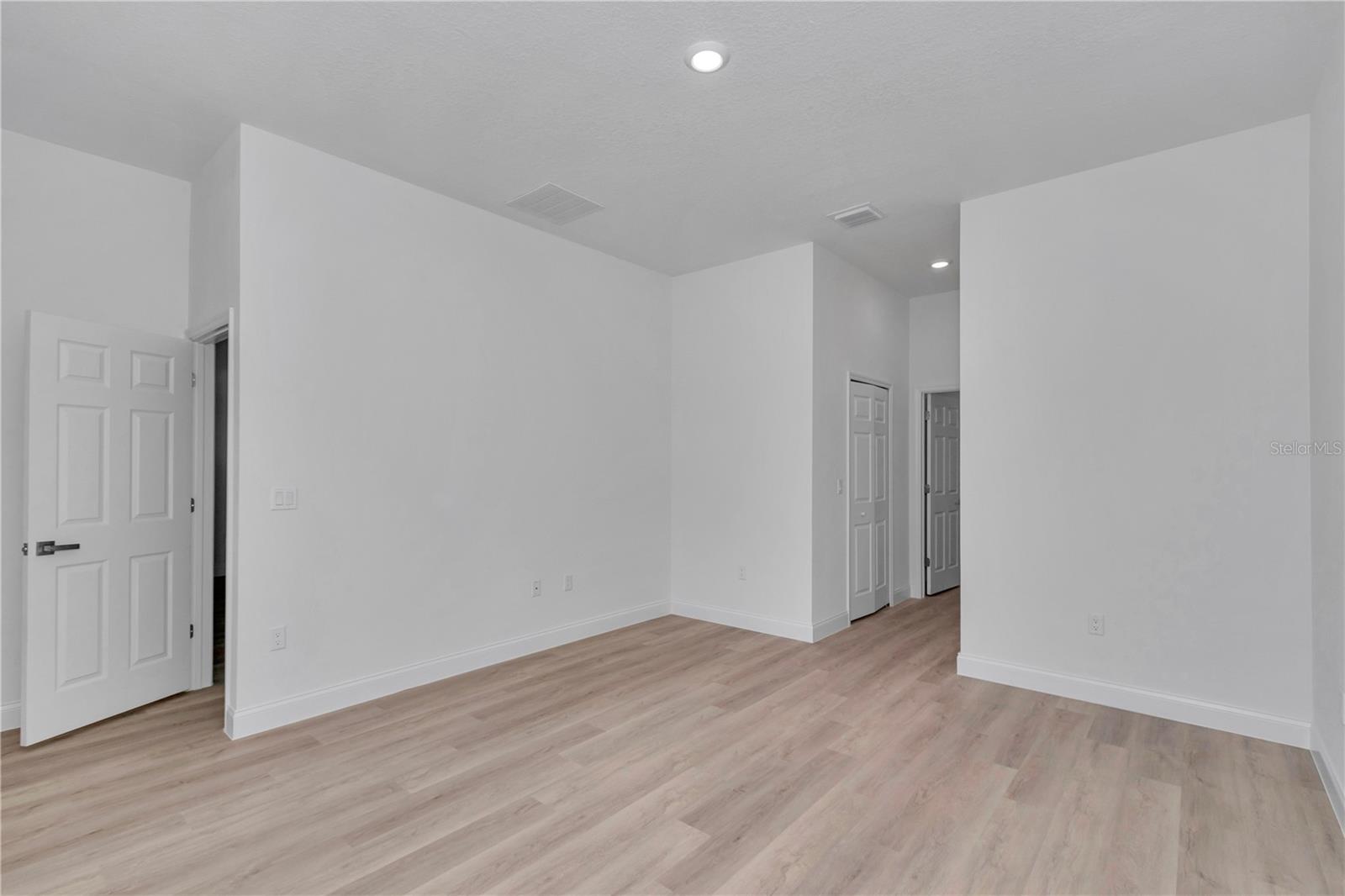 CITRUS SPGS UNIT 07 - Residential