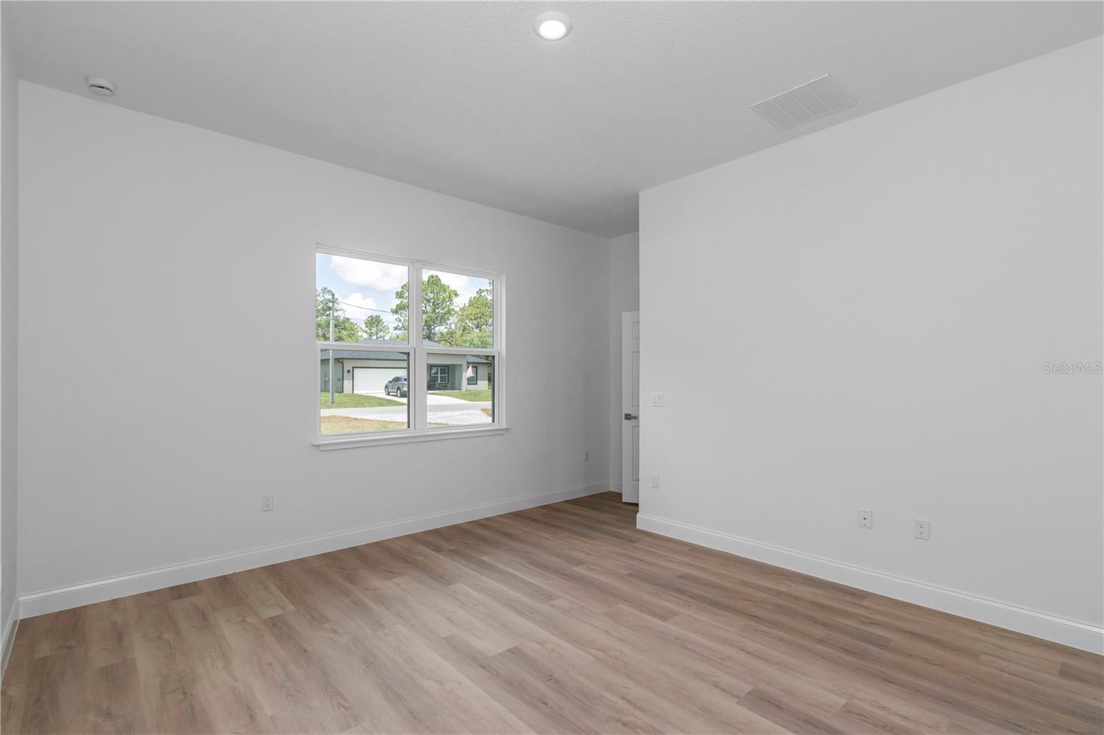 CITRUS SPGS UNIT 07 - Residential
