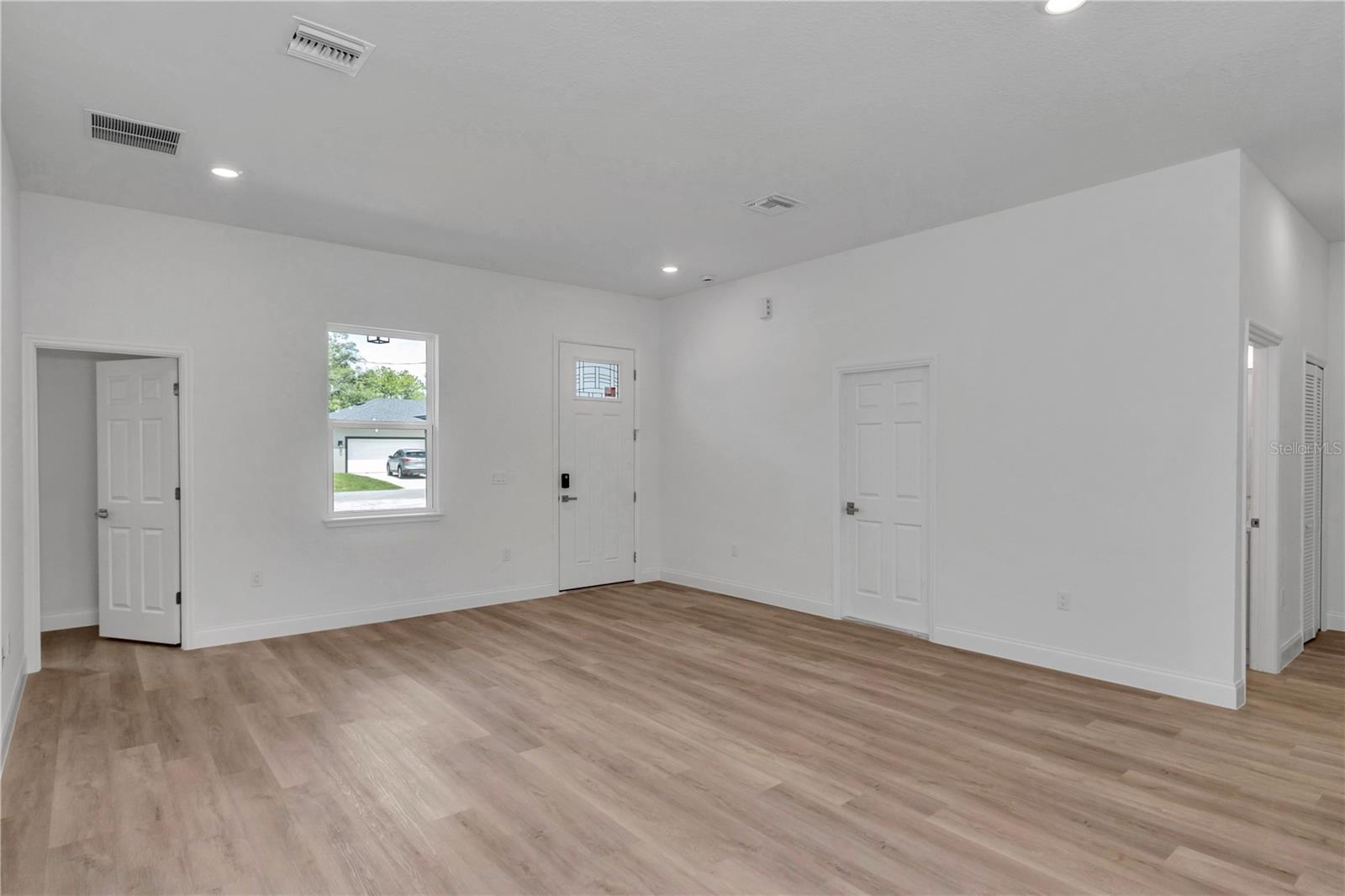 CITRUS SPGS UNIT 07 - Residential