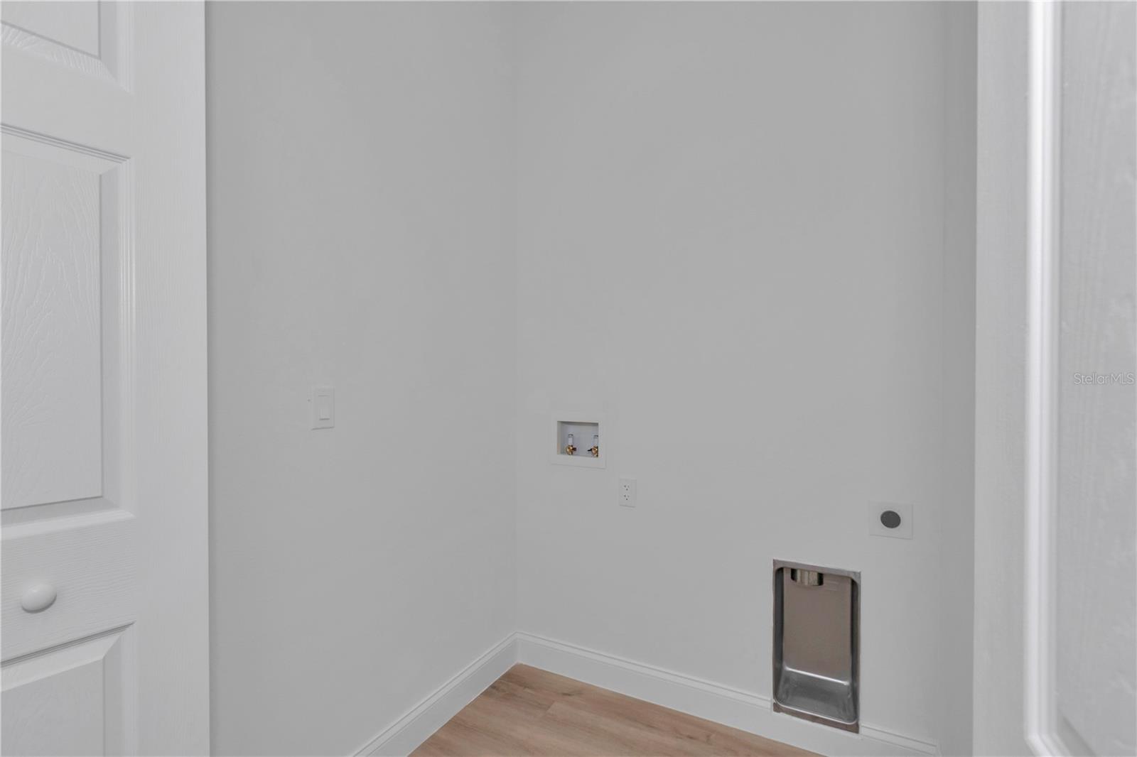 CITRUS SPGS UNIT 07 - Residential