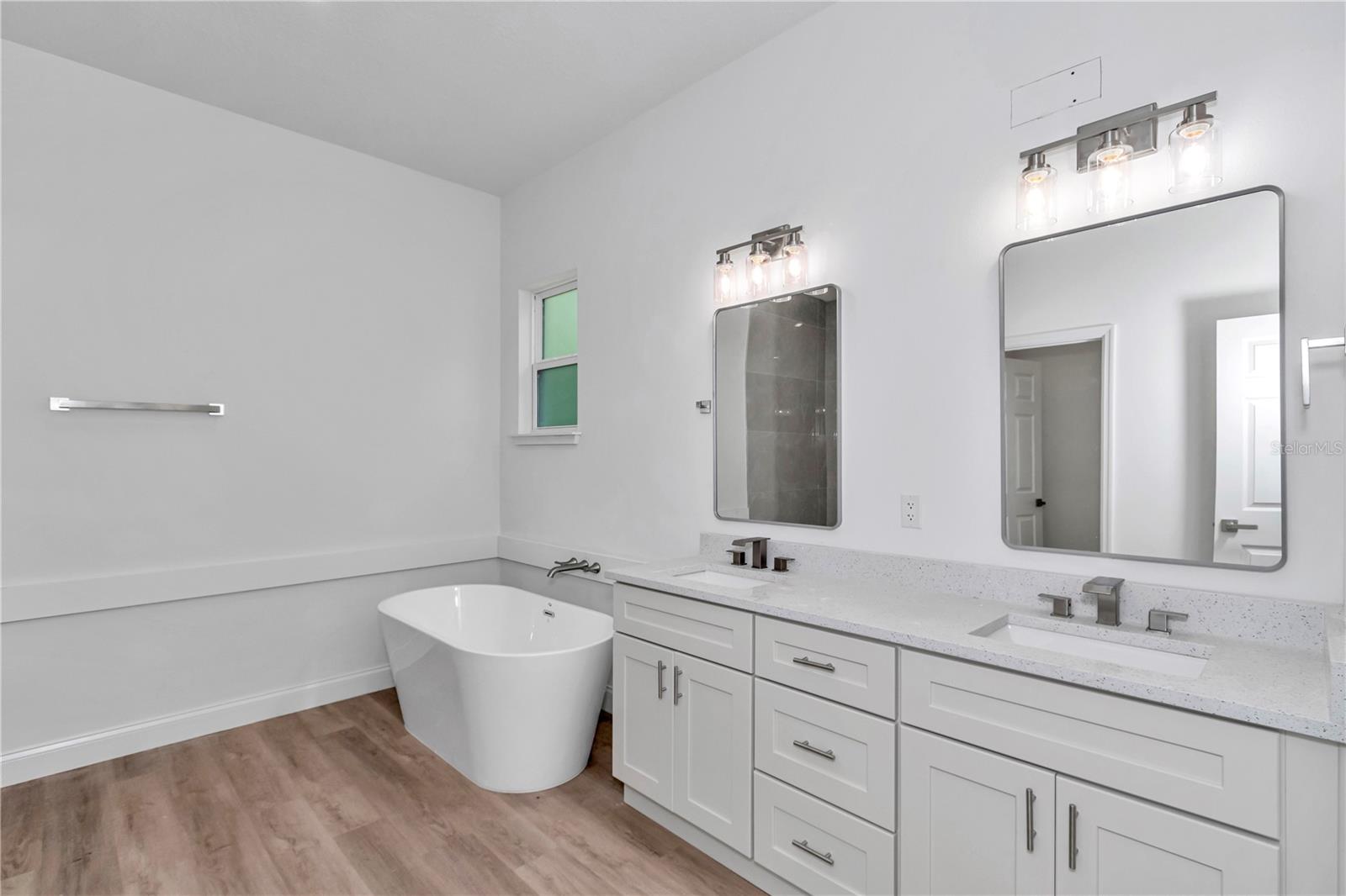 CITRUS SPGS UNIT 07 - Residential