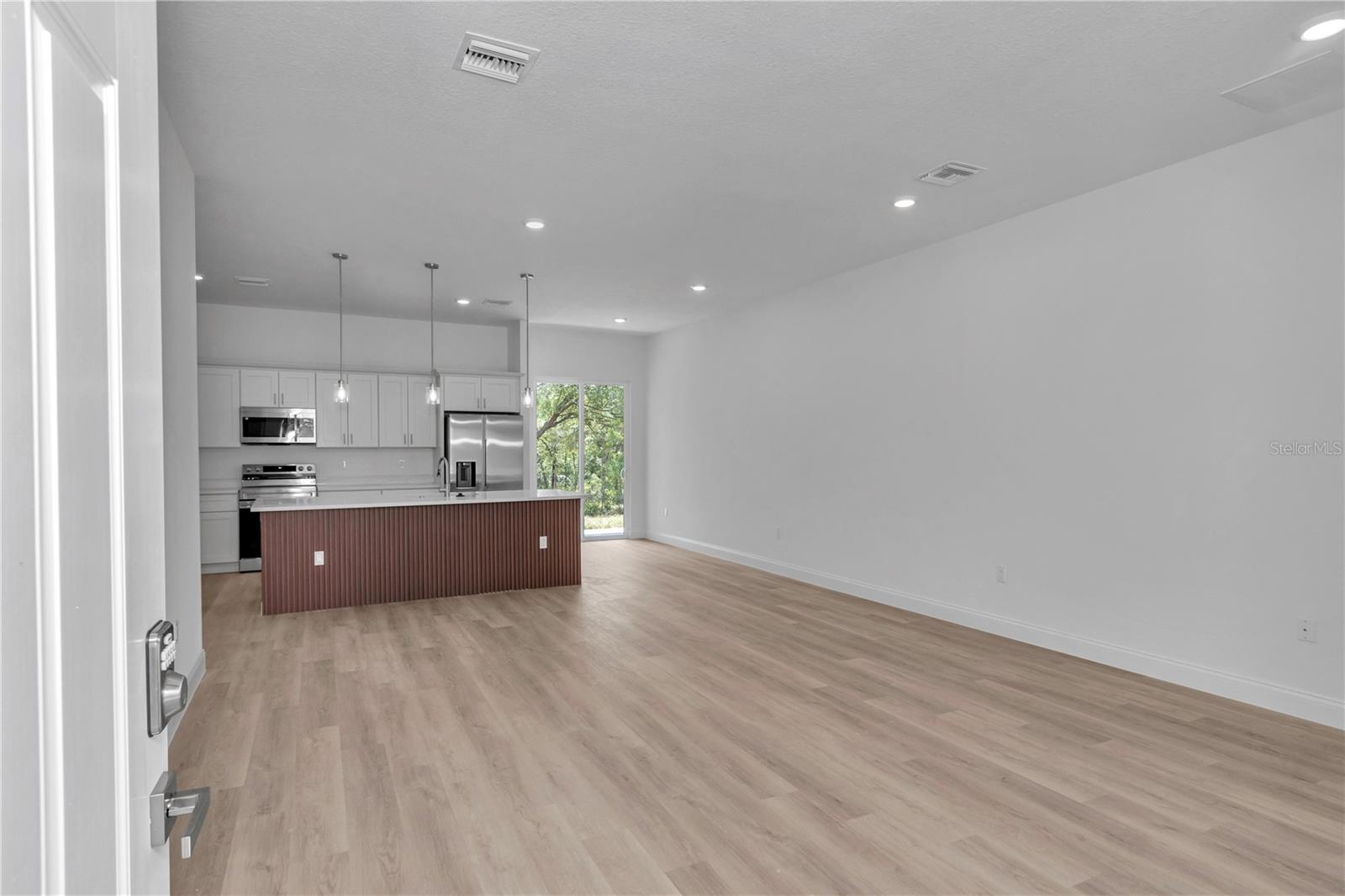 CITRUS SPGS UNIT 07 - Residential