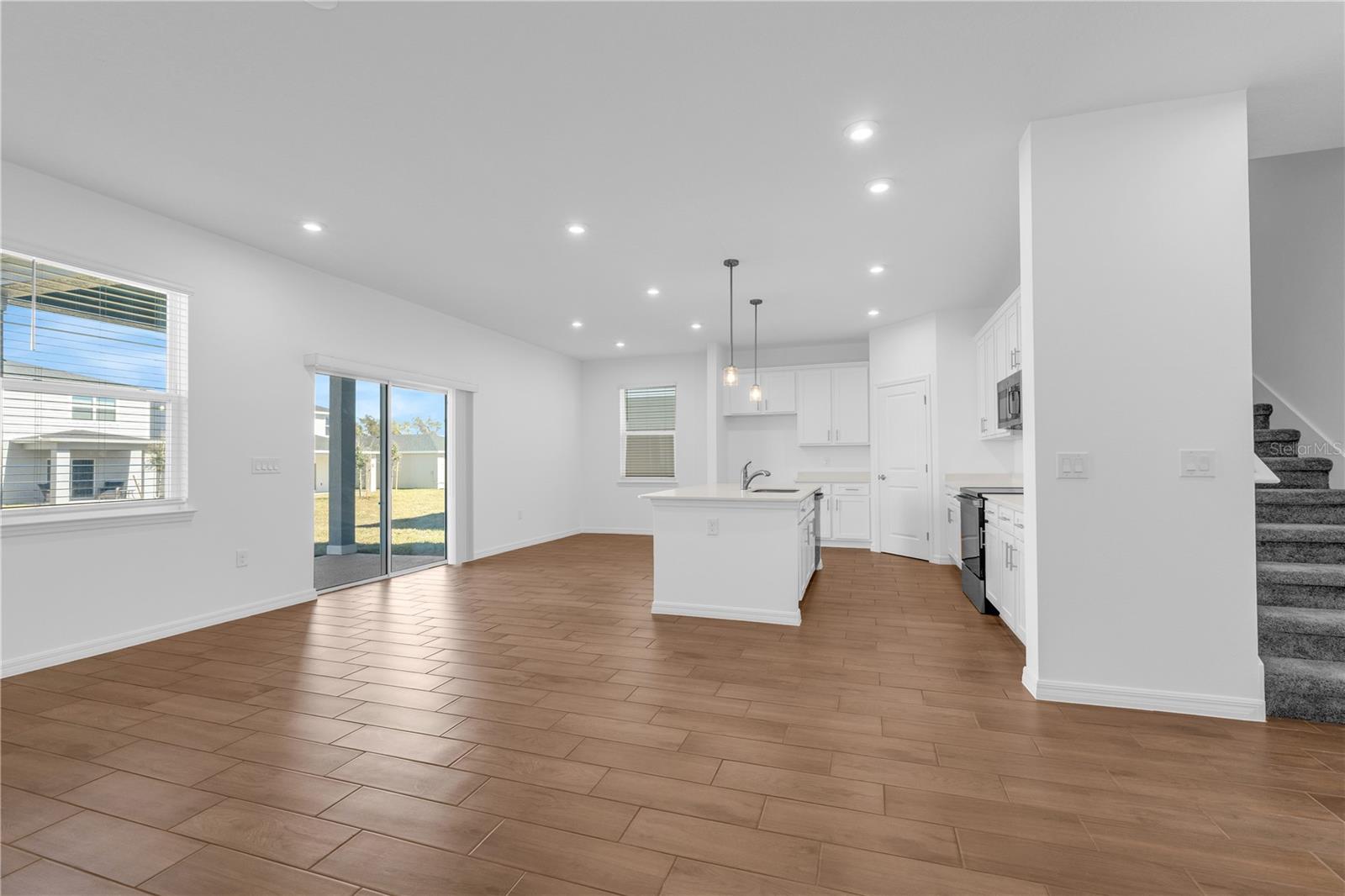 WYNNSTONE - Residential