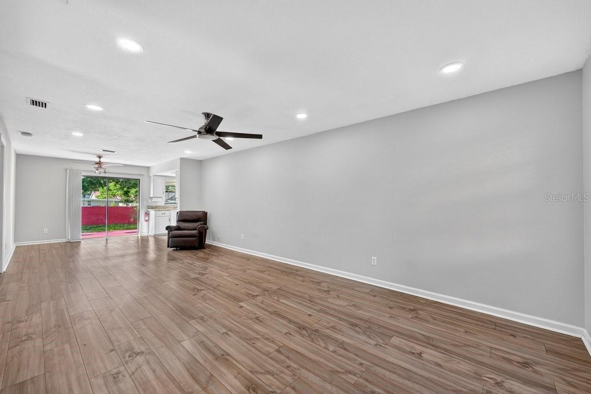 PELICAN COVE WEST PH I - Residential