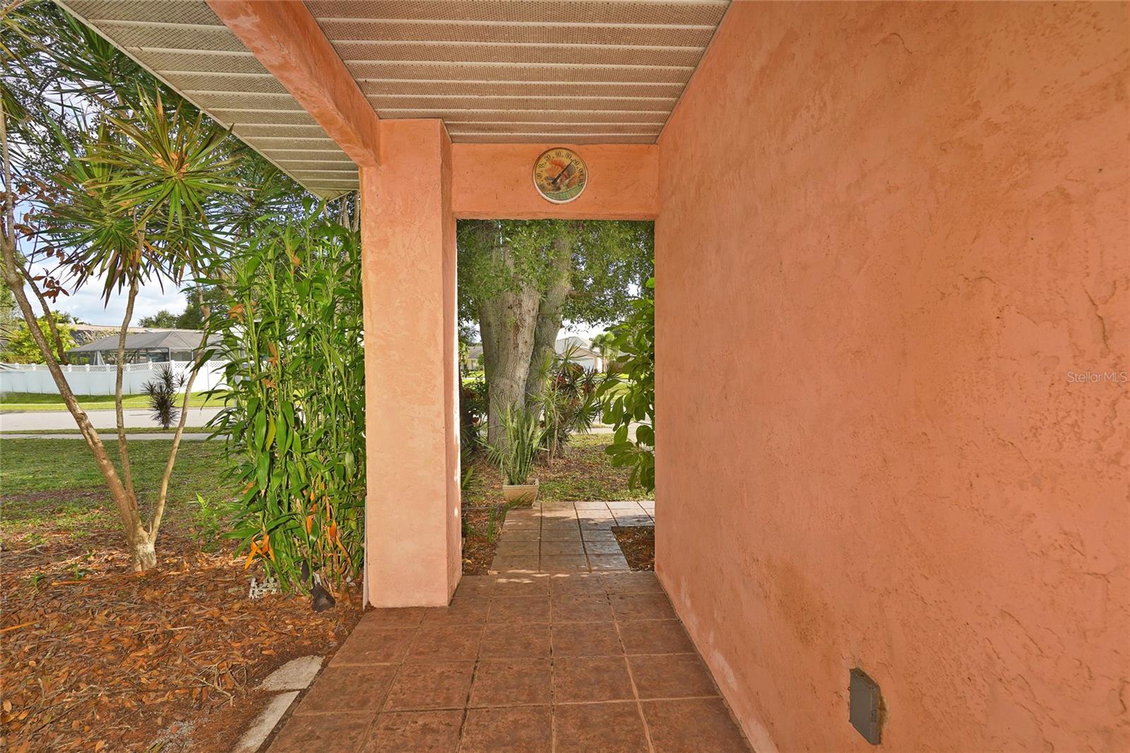 ISLAND OAKS SUB - Residential