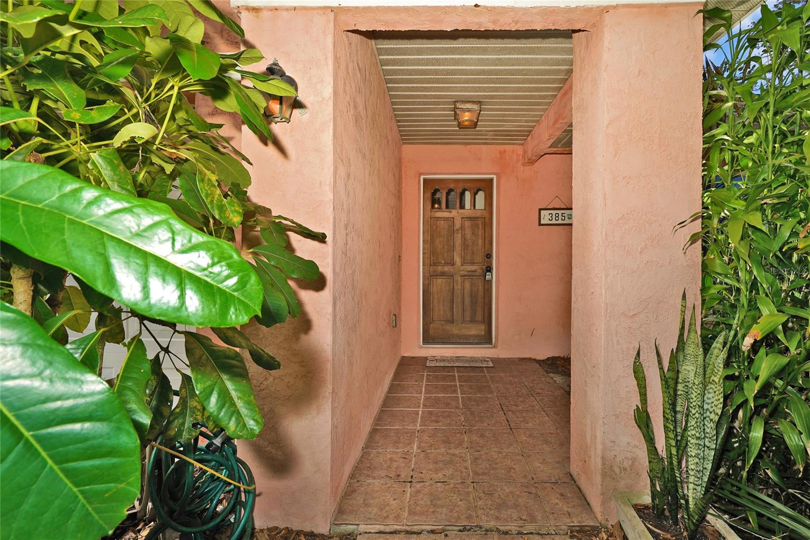 ISLAND OAKS SUB - Residential