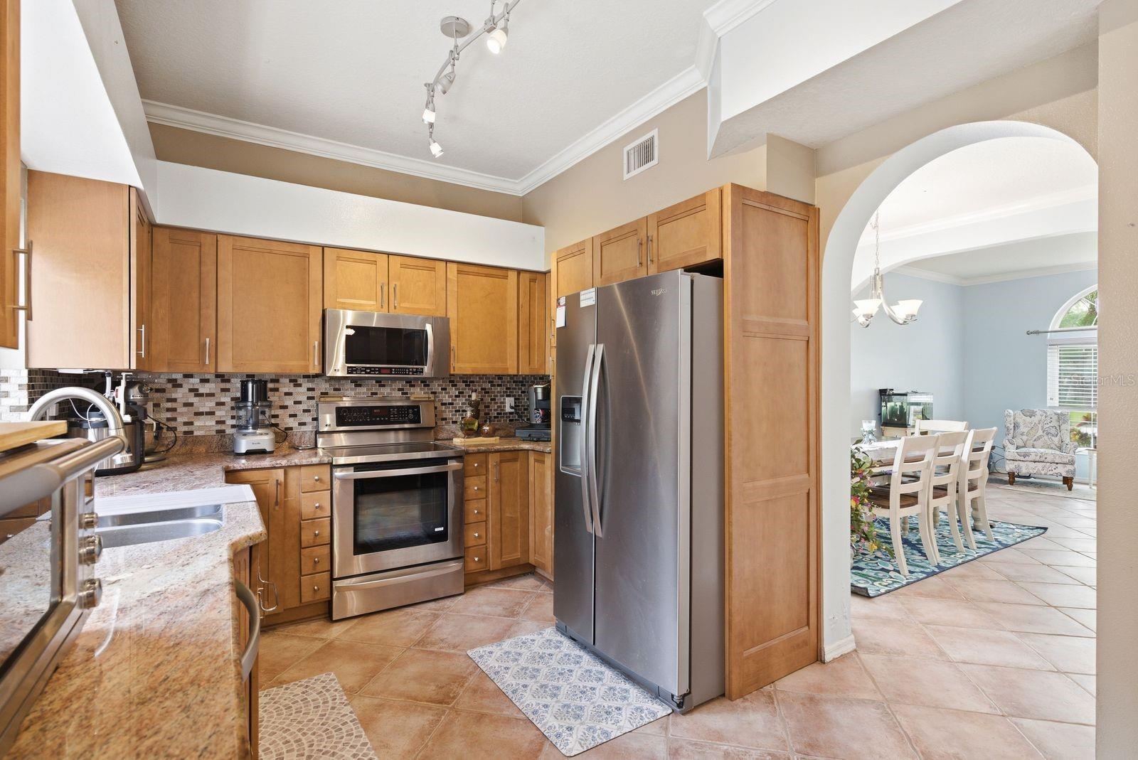 BAY ARBOR - Residential