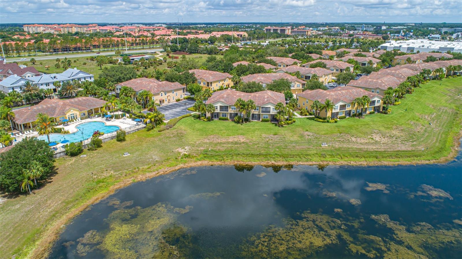 OAKWATER CONDO PH 20-23 - Residential