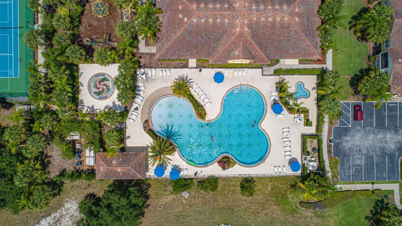 OAKWATER CONDO PH 20-23 - Residential