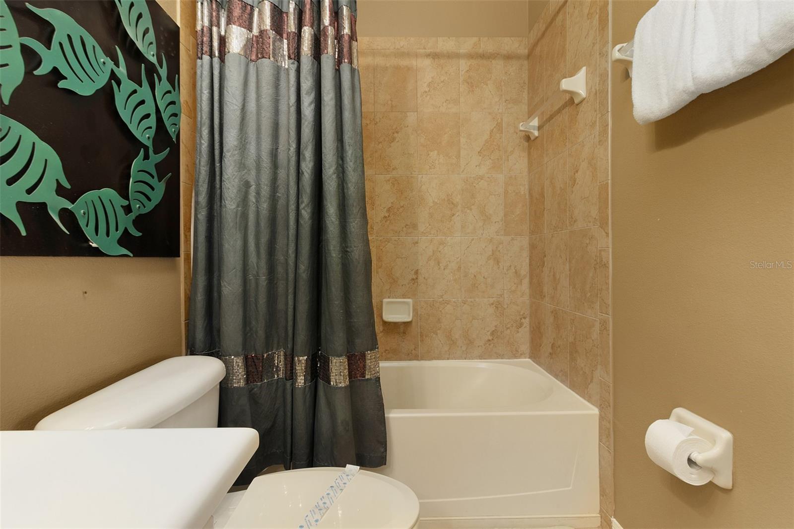 OAKWATER CONDO PH 20-23 - Residential