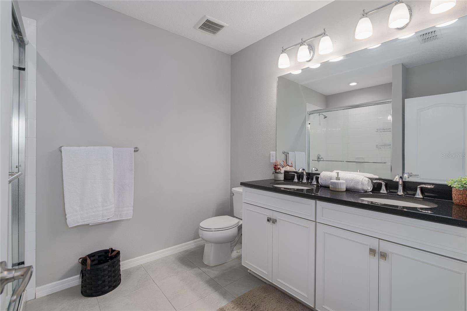 MORGANS GLEN TWNHMS PH IIIA & IIIB - Residential Lease
