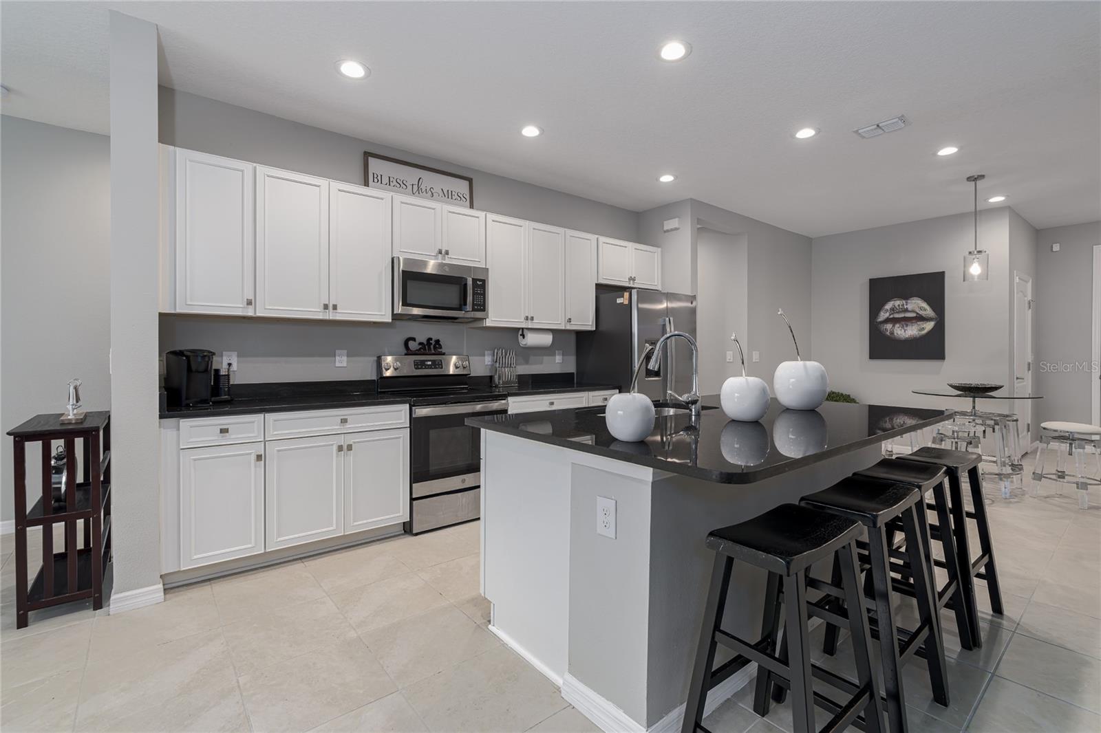 MORGANS GLEN TWNHMS PH IIIA & IIIB - Residential Lease