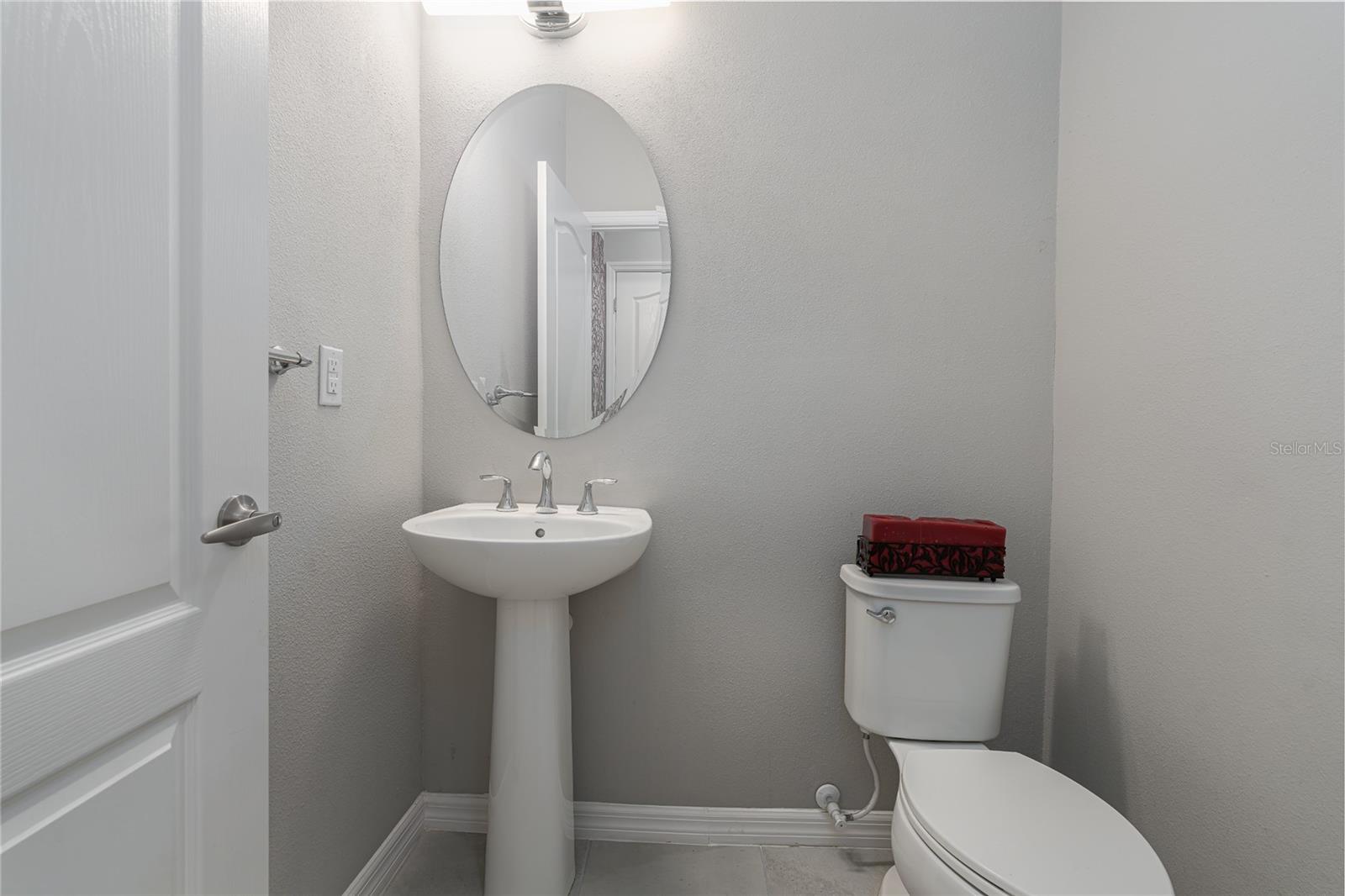 MORGANS GLEN TWNHMS PH IIIA & IIIB - Residential Lease