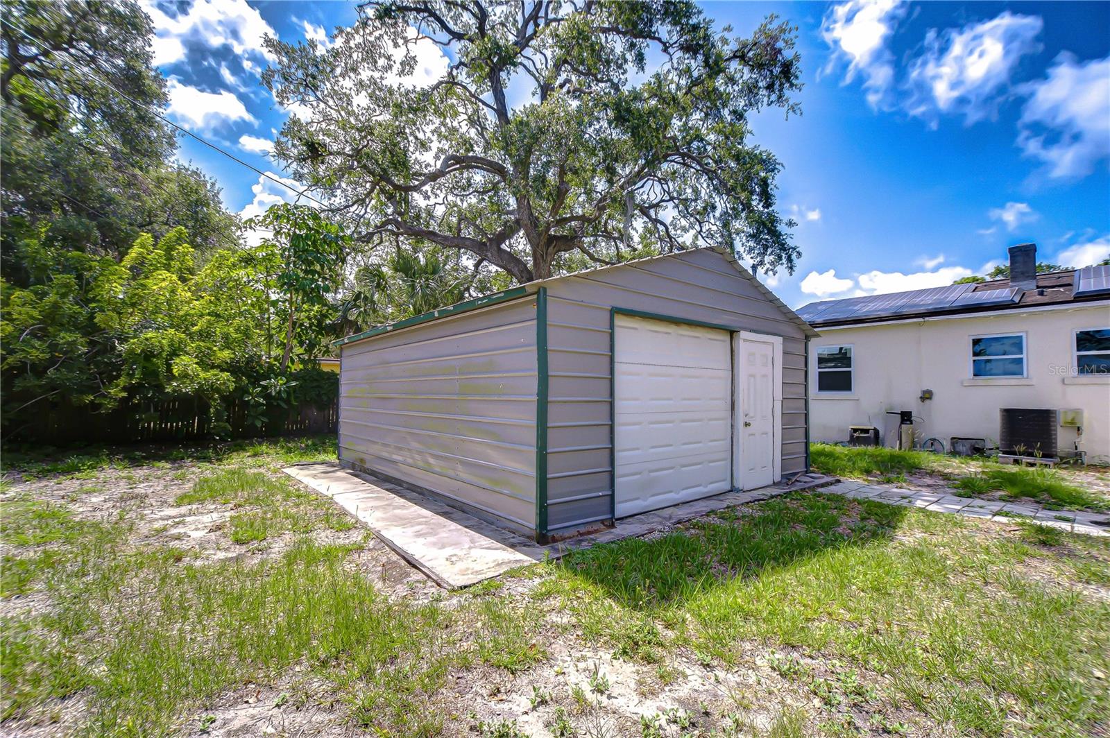 GULF GROVE - Residential