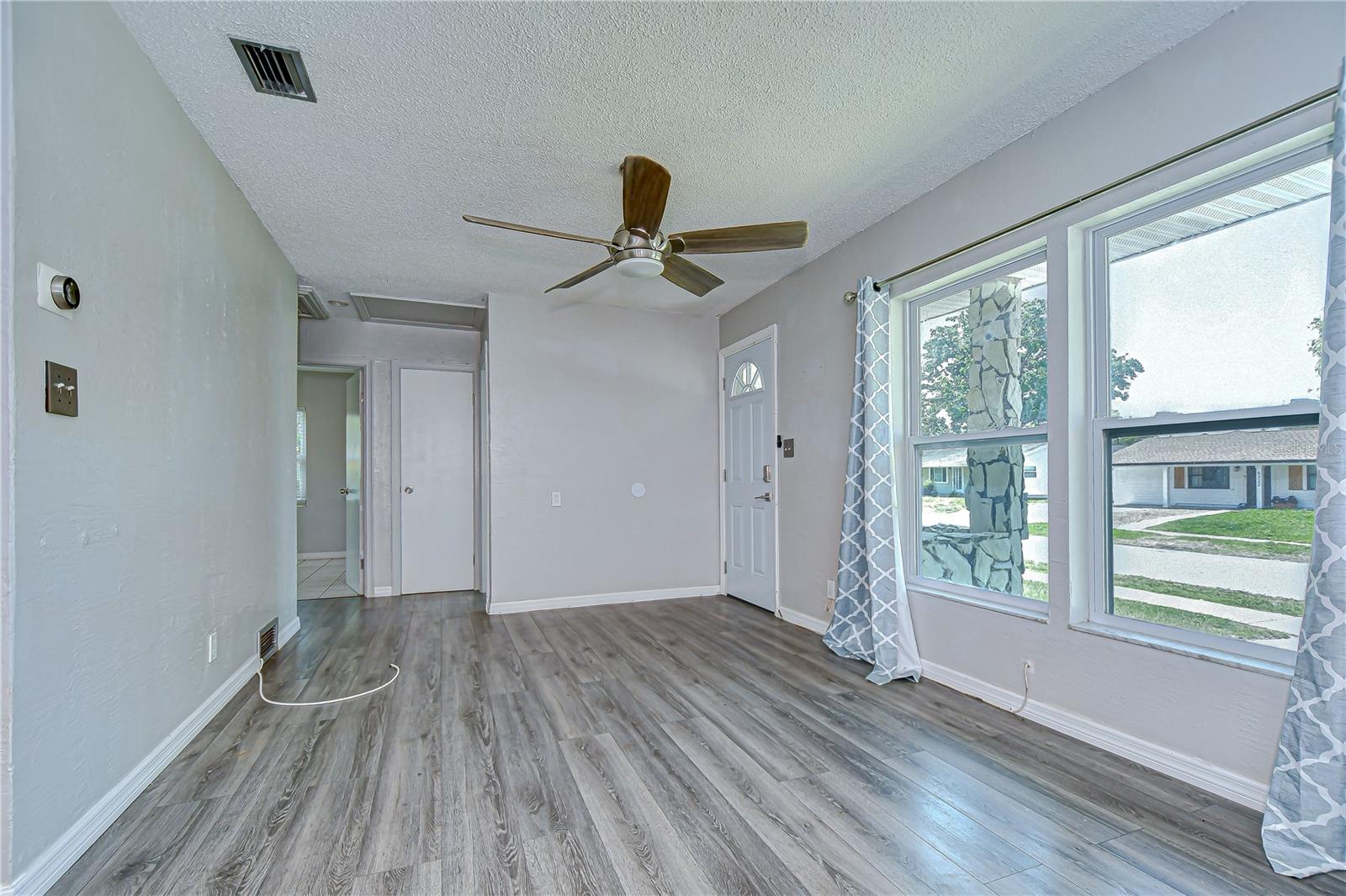 GULF GROVE - Residential