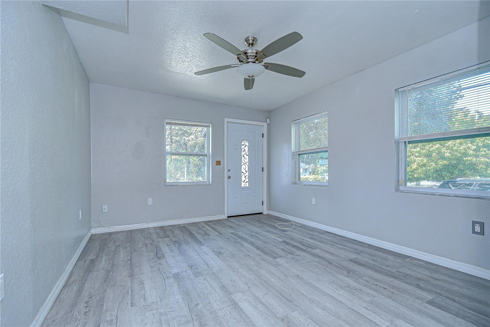 GULF GROVE - Residential