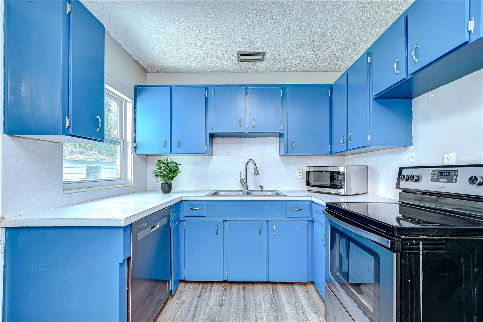 GULF GROVE - Residential