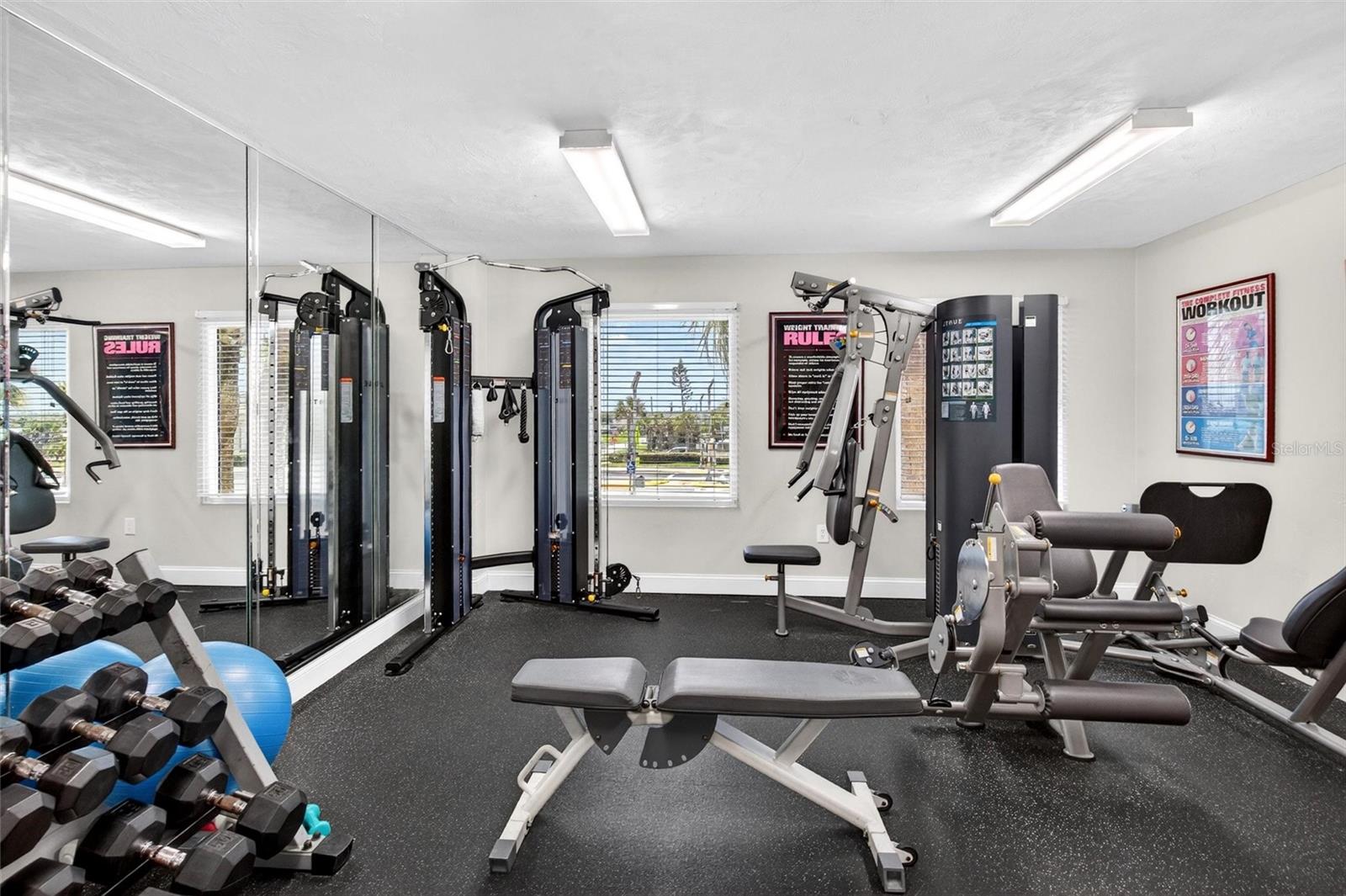 NORTH GRAND COQUINA CONDO PENTHOUSE UNIT - Residential