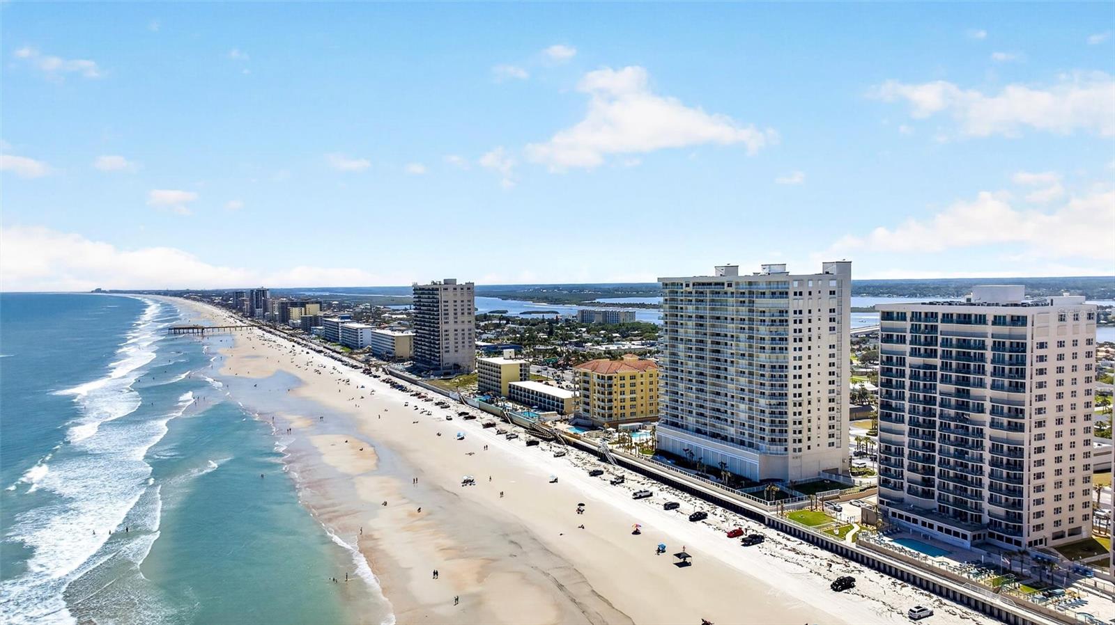 NORTH GRAND COQUINA CONDO PENTHOUSE UNIT - Residential