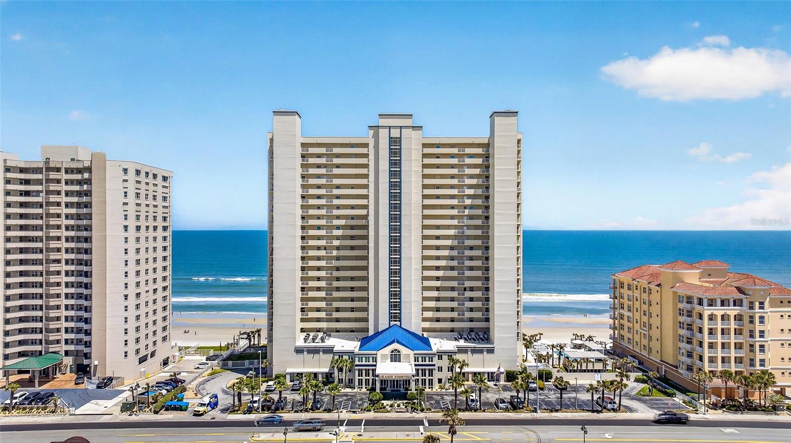 NORTH GRAND COQUINA CONDO PENTHOUSE UNIT - Residential