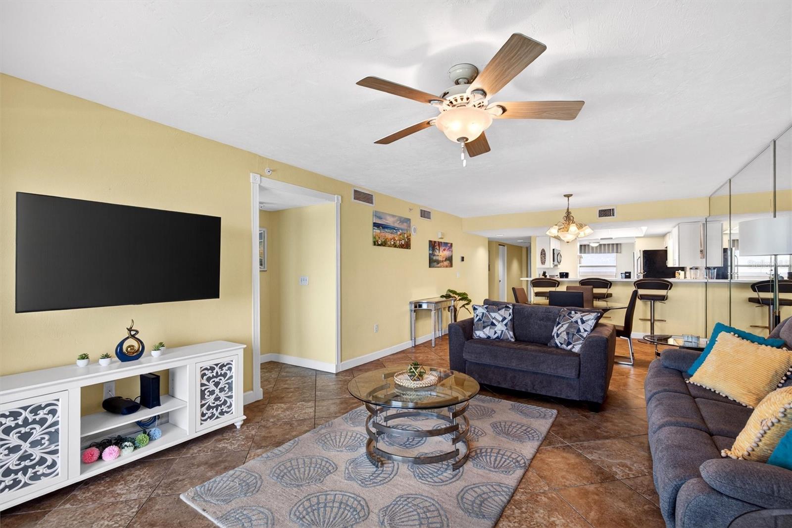 NORTH GRAND COQUINA CONDO PENTHOUSE UNIT - Residential