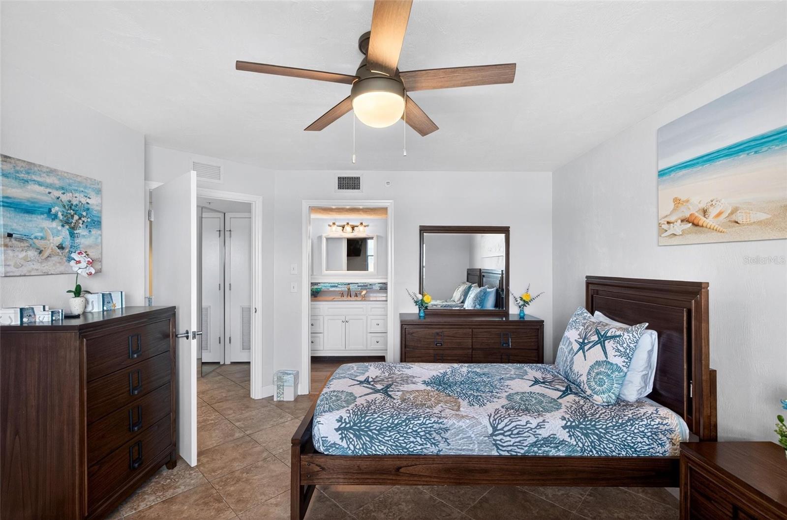 NORTH GRAND COQUINA CONDO PENTHOUSE UNIT - Residential