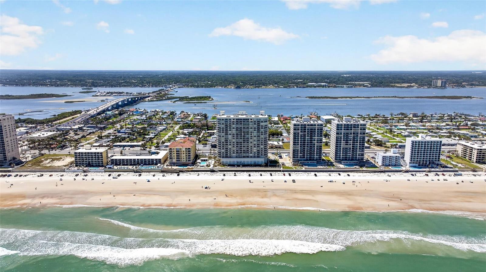 NORTH GRAND COQUINA CONDO PENTHOUSE UNIT - Residential