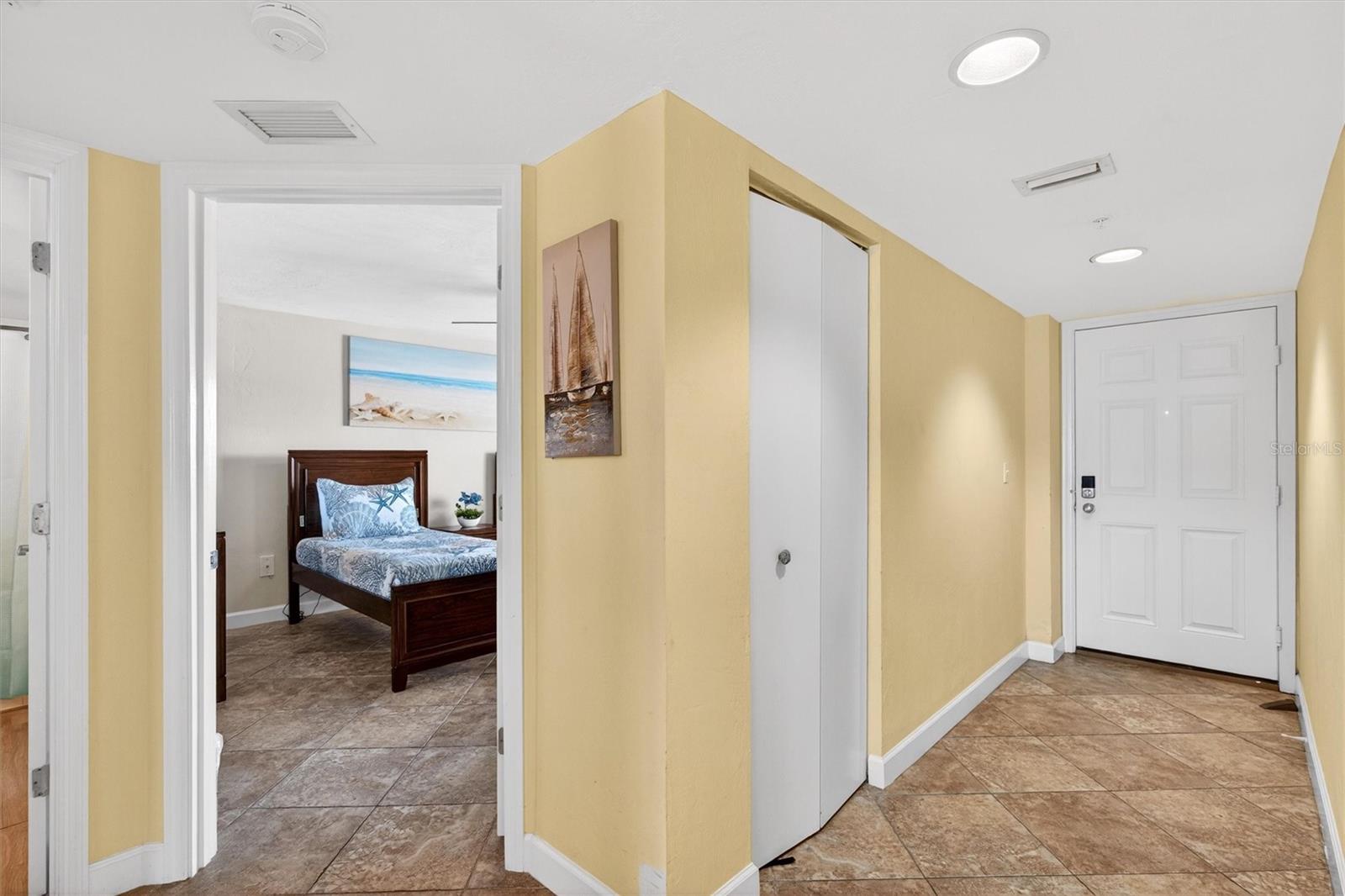 NORTH GRAND COQUINA CONDO PENTHOUSE UNIT - Residential