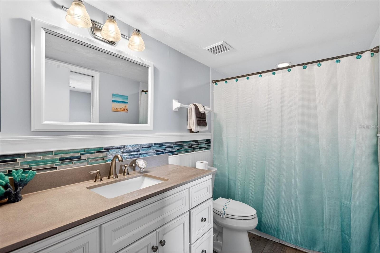 NORTH GRAND COQUINA CONDO PENTHOUSE UNIT - Residential