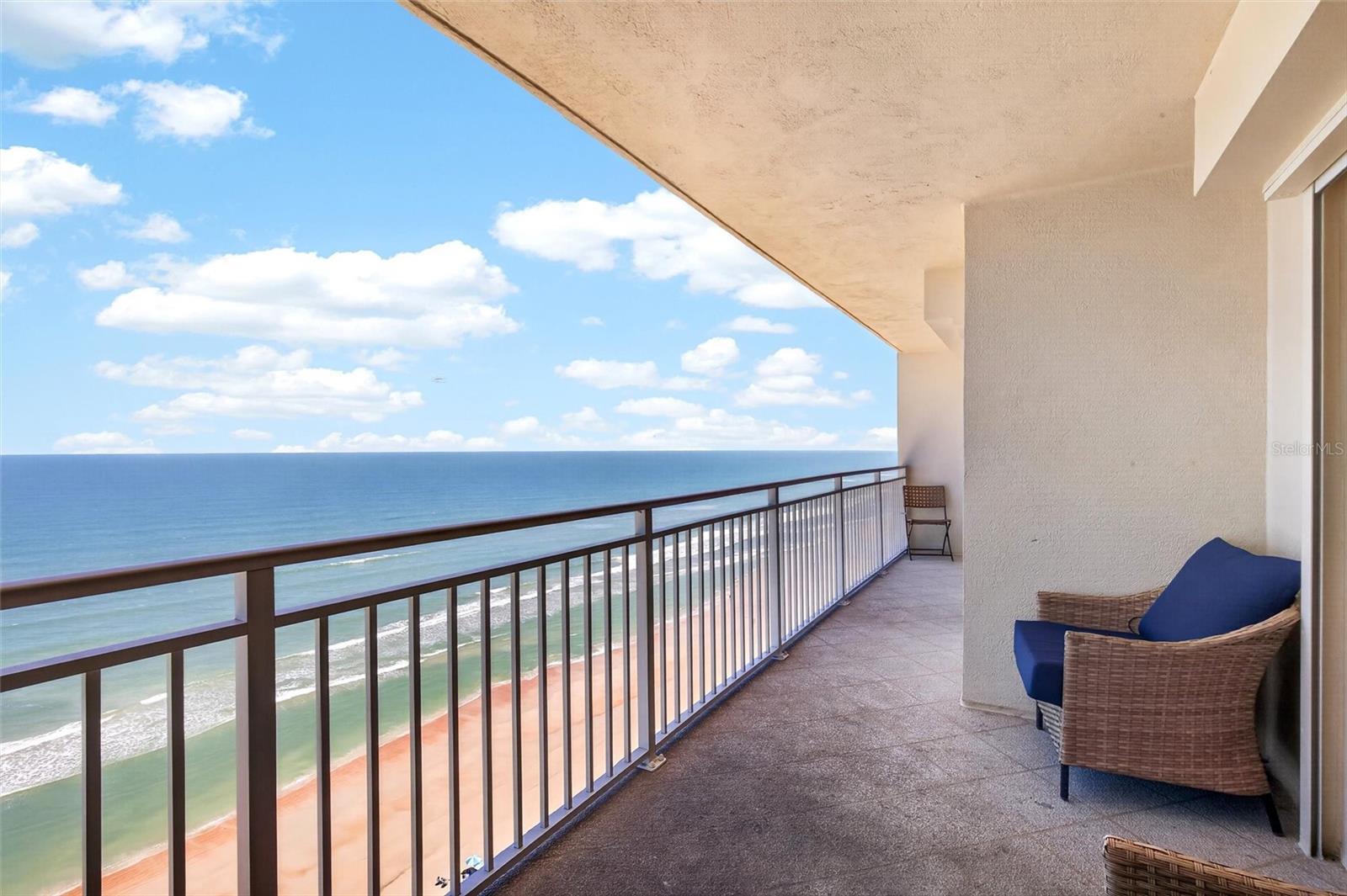 NORTH GRAND COQUINA CONDO PENTHOUSE UNIT - Residential