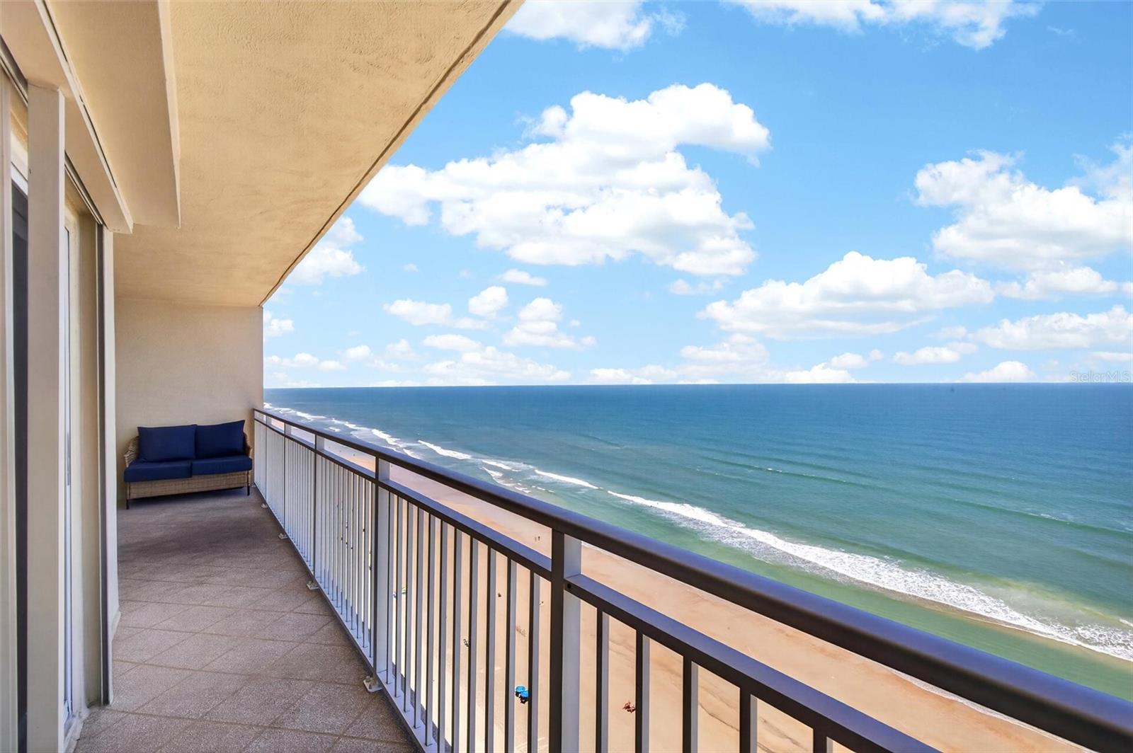 NORTH GRAND COQUINA CONDO PENTHOUSE UNIT - Residential