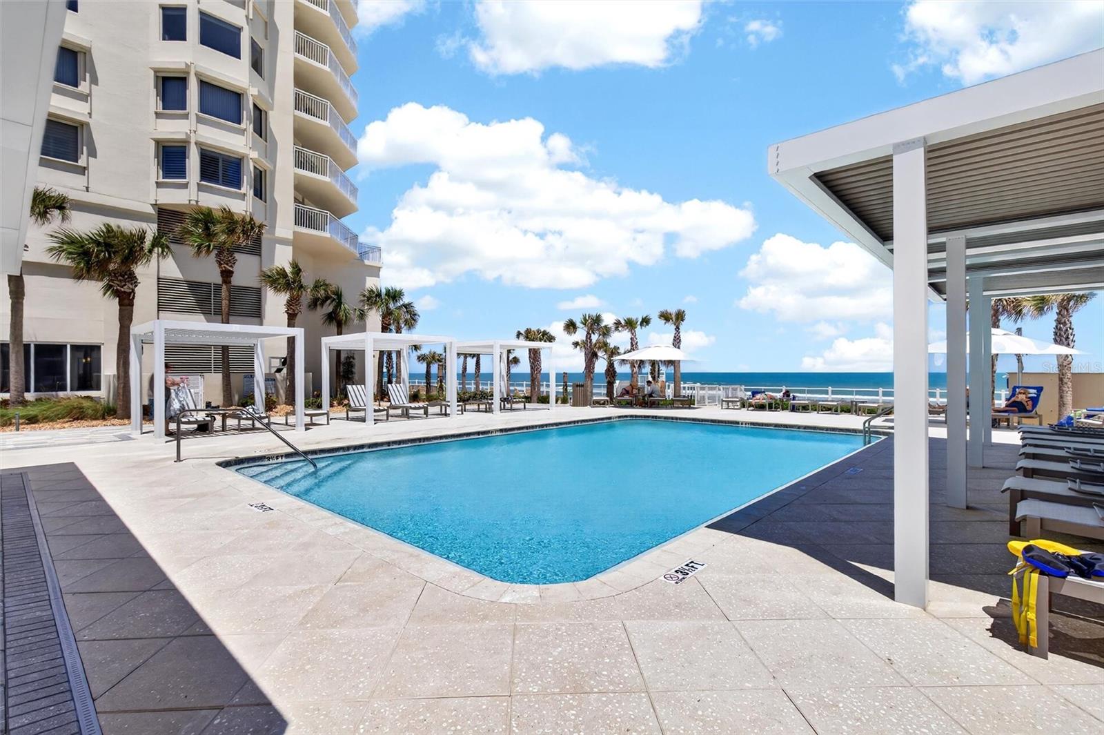 NORTH GRAND COQUINA CONDO PENTHOUSE UNIT - Residential