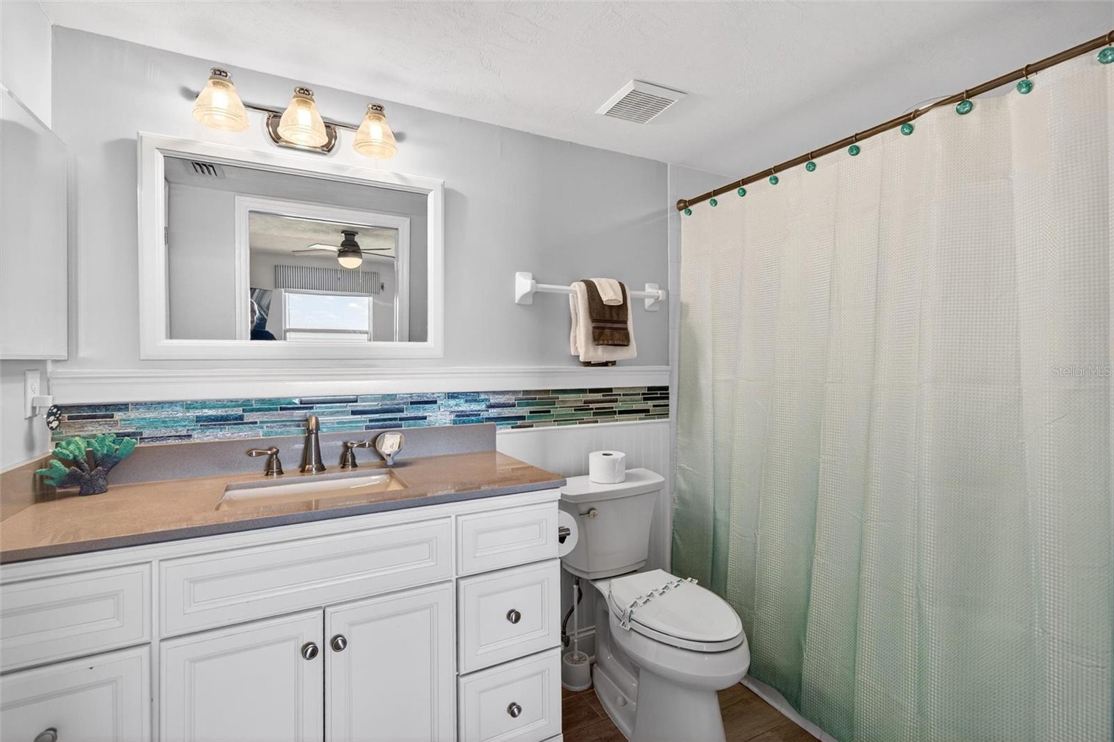 NORTH GRAND COQUINA CONDO PENTHOUSE UNIT - Residential