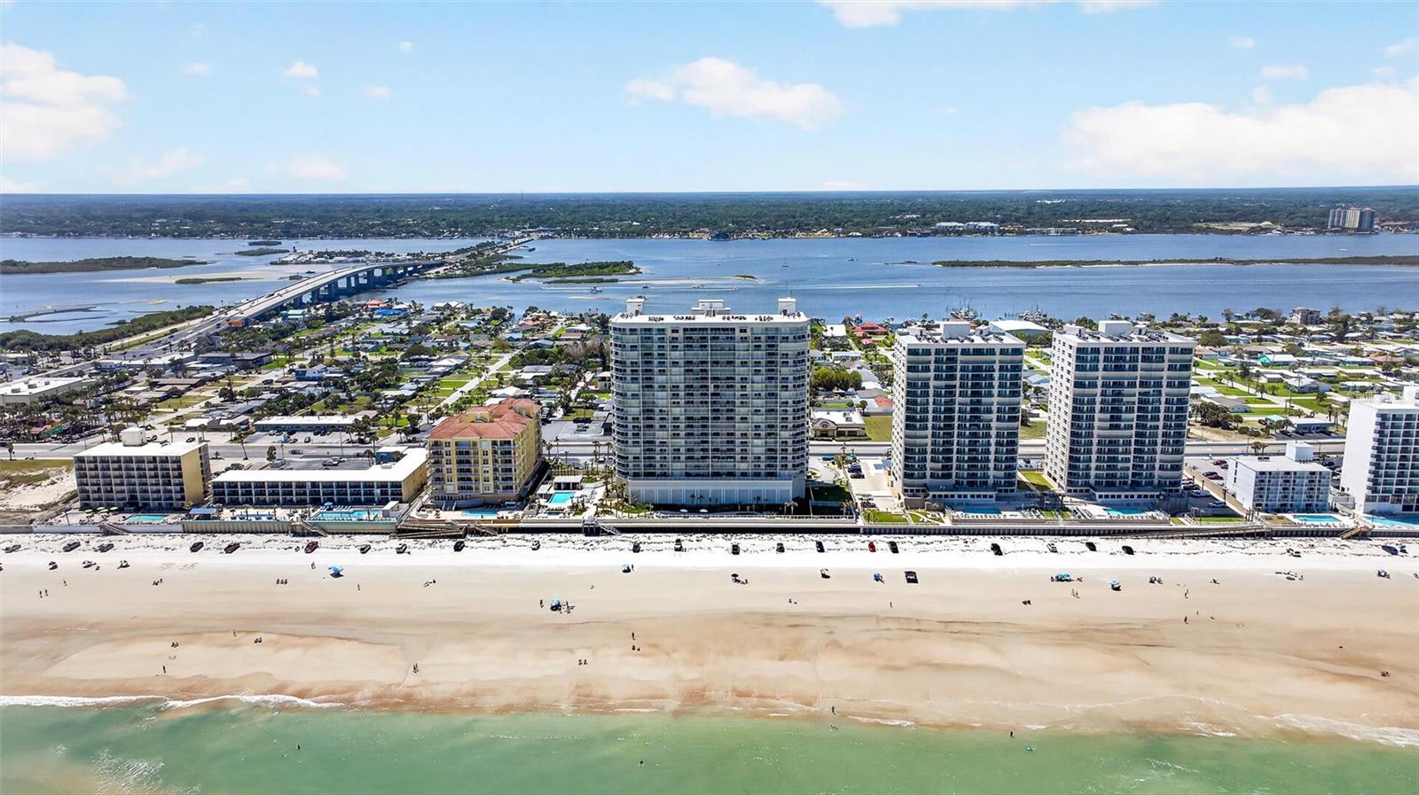 NORTH GRAND COQUINA CONDO PENTHOUSE UNIT - Residential