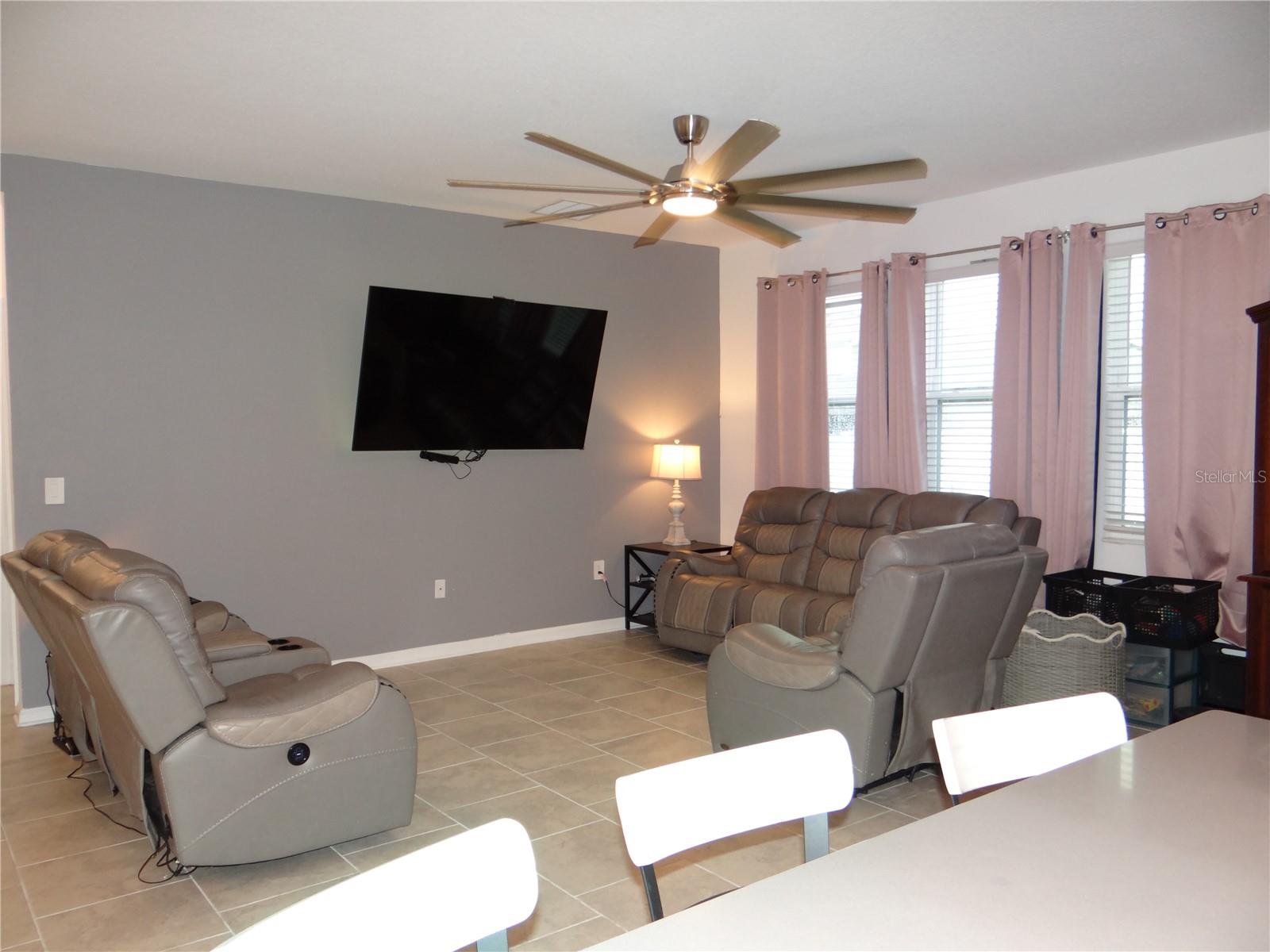 TRINITY LAKES PH 1 & 2 - Residential