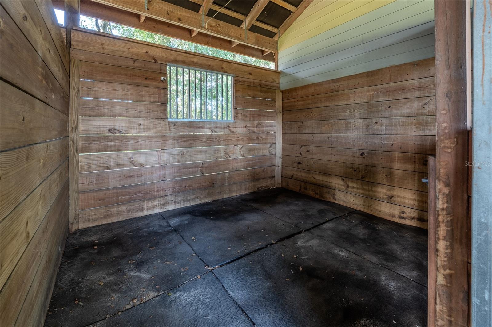 GREEN TURF ACRES - Residential