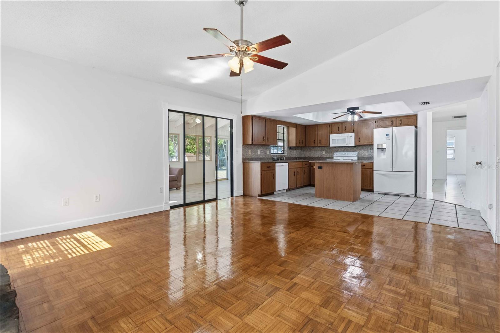 WALNUT HILLS UNIT 02 - Residential