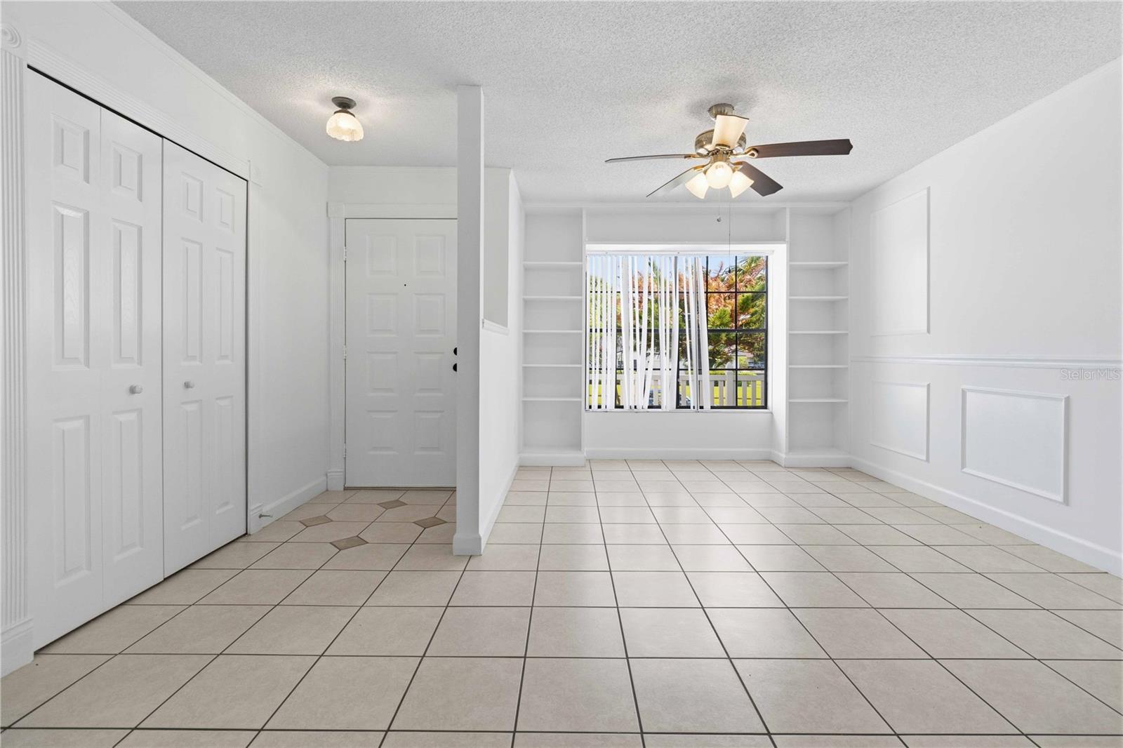 WALNUT HILLS UNIT 02 - Residential