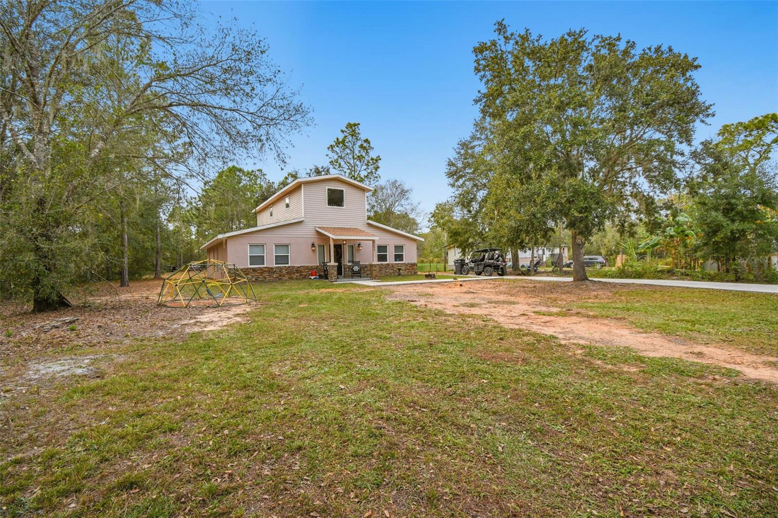 OAKRIDGE ESTATES - Residential