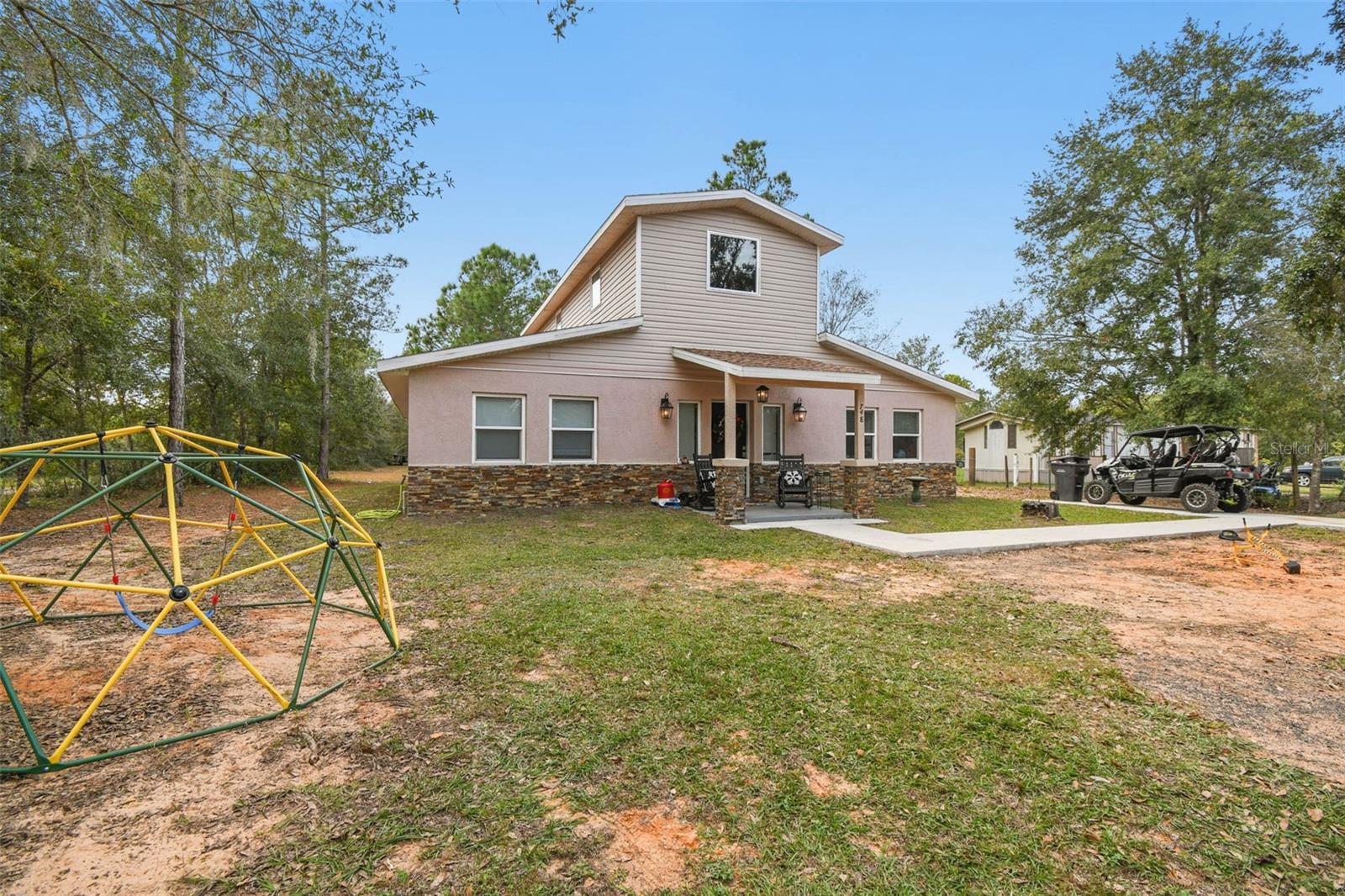 OAKRIDGE ESTATES - Residential